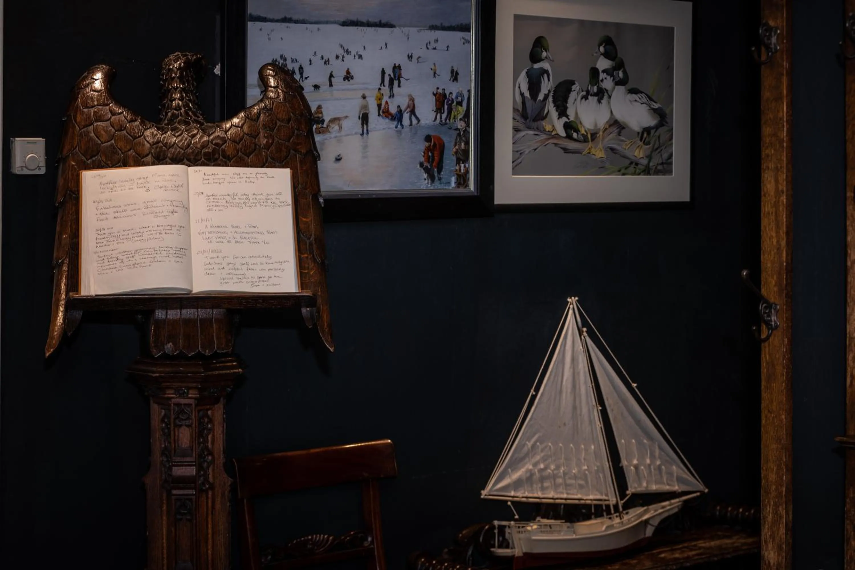 Lobby or reception in Karma Lake Of Menteith Hotel