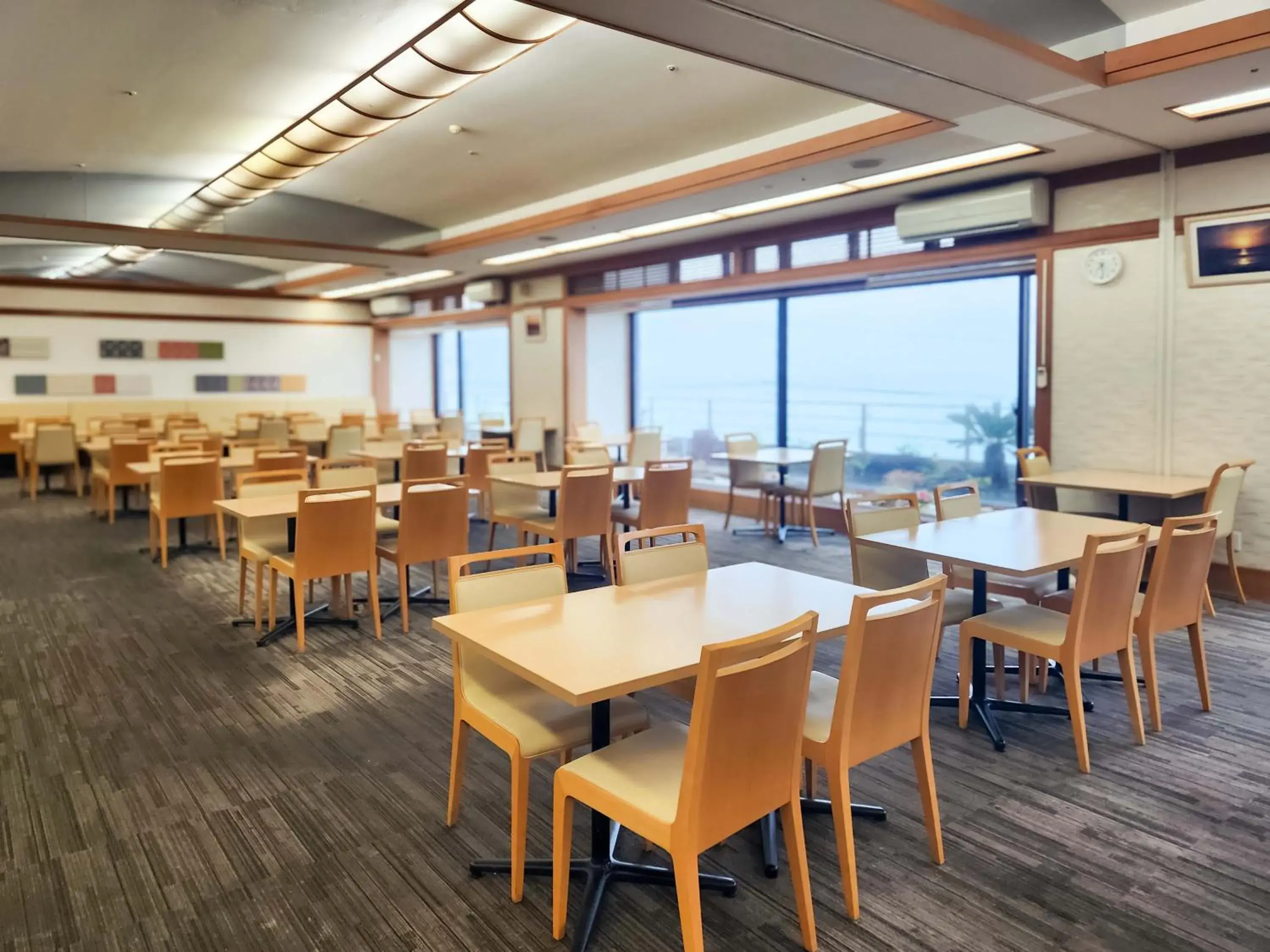 Restaurant/places to eat in Hotel Cetus Royal Restaurant/places to eat in Hotel Cetus Royal