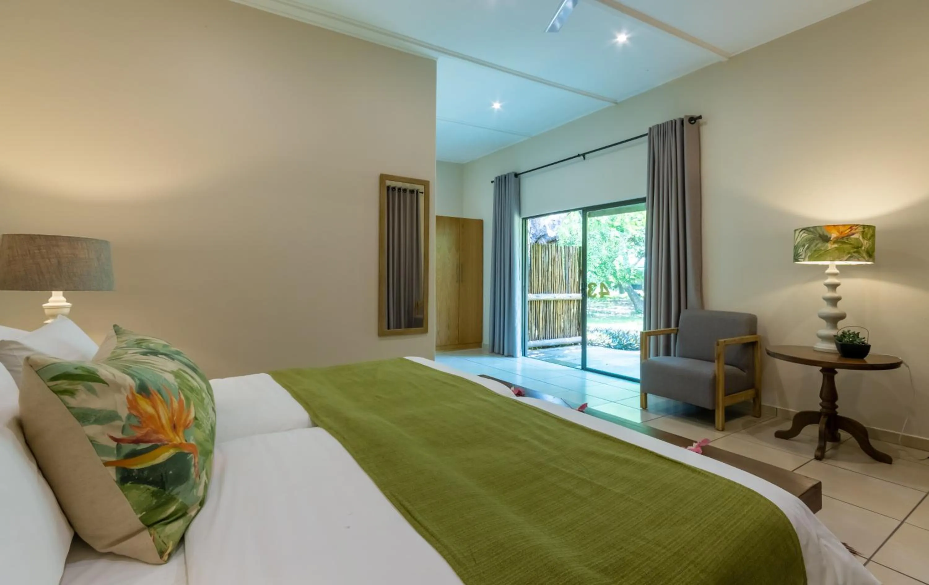 Bed in Emdoneni Lodge with Zululand Cat Conservation Project