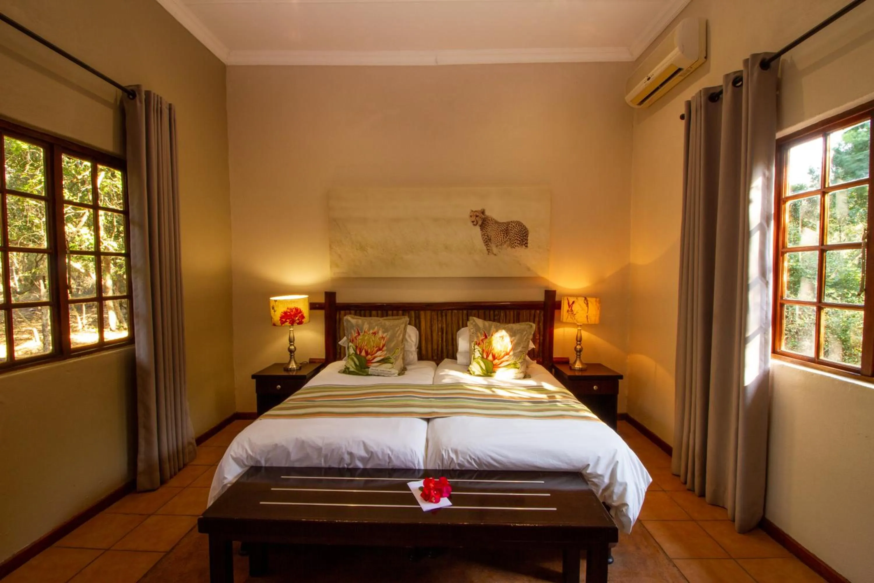 Bed in Emdoneni Lodge with Zululand Cat Conservation Project