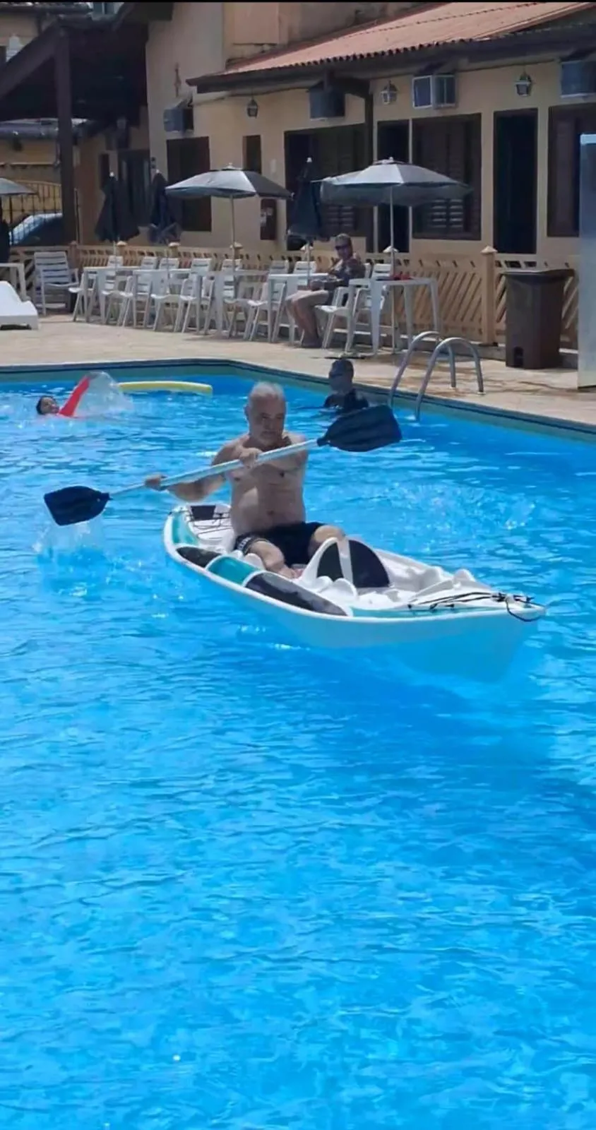 Swimming pool in Hotel Mar