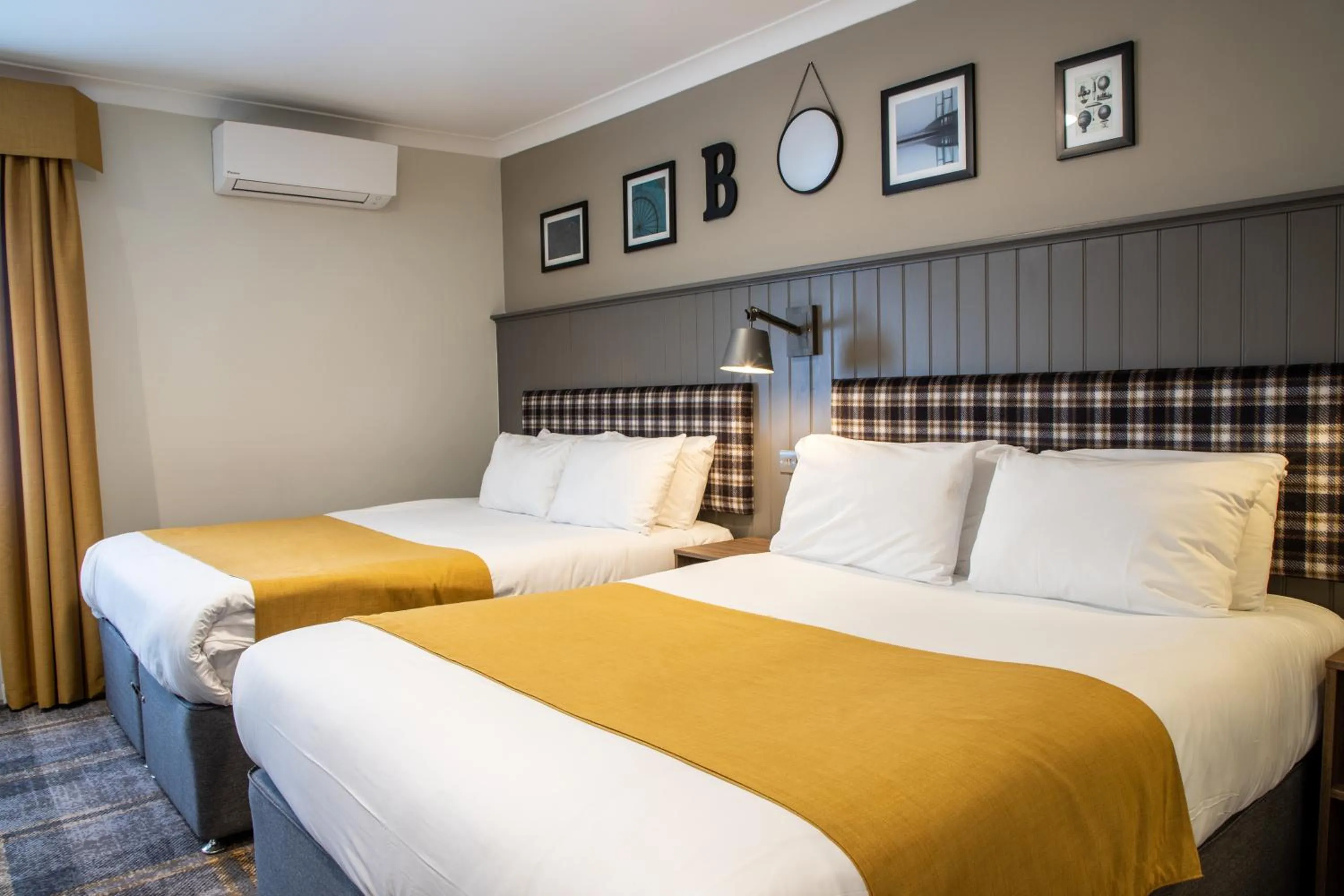 Bed in Almondsbury Interchange Hotel