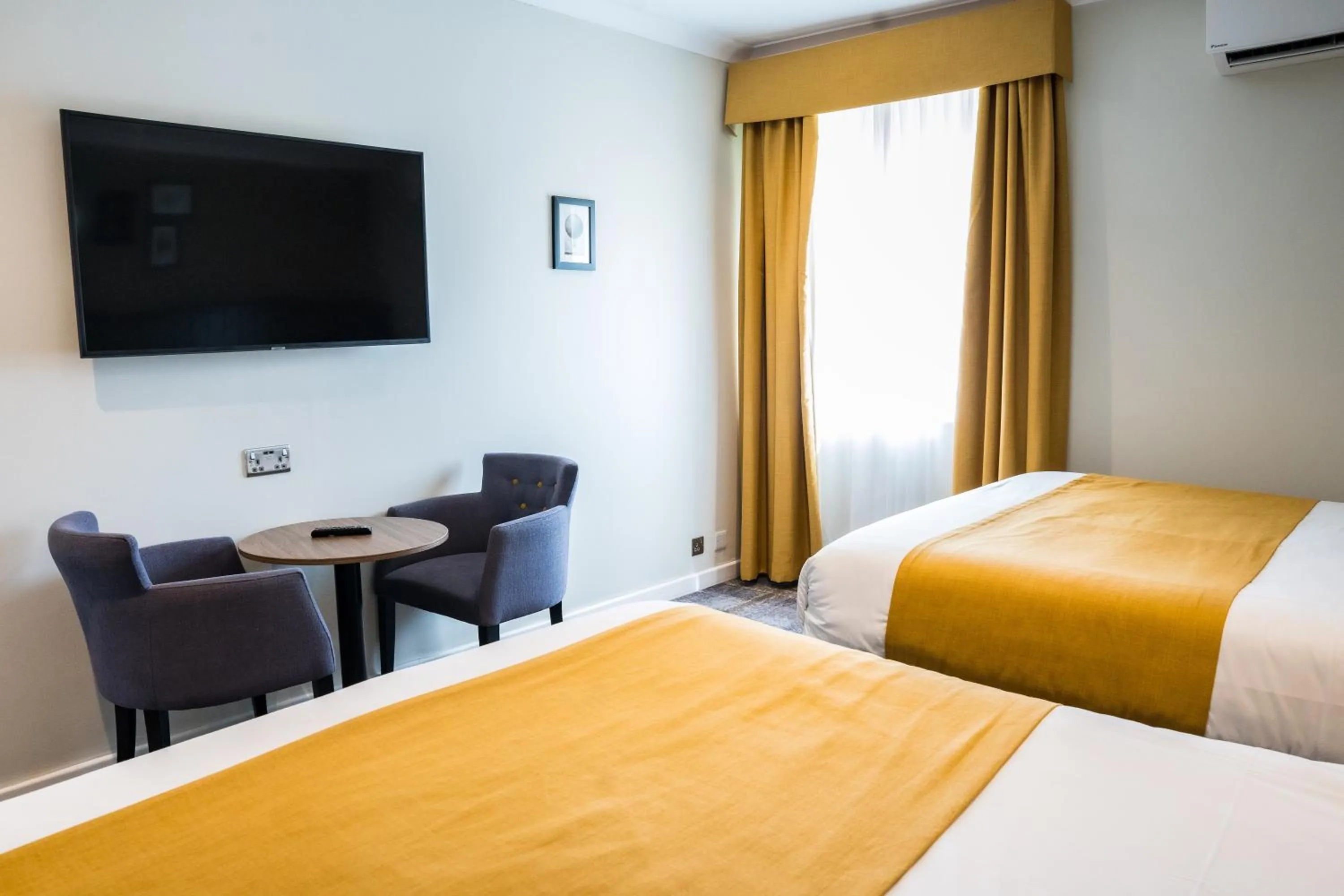 Bed in Almondsbury Interchange Hotel