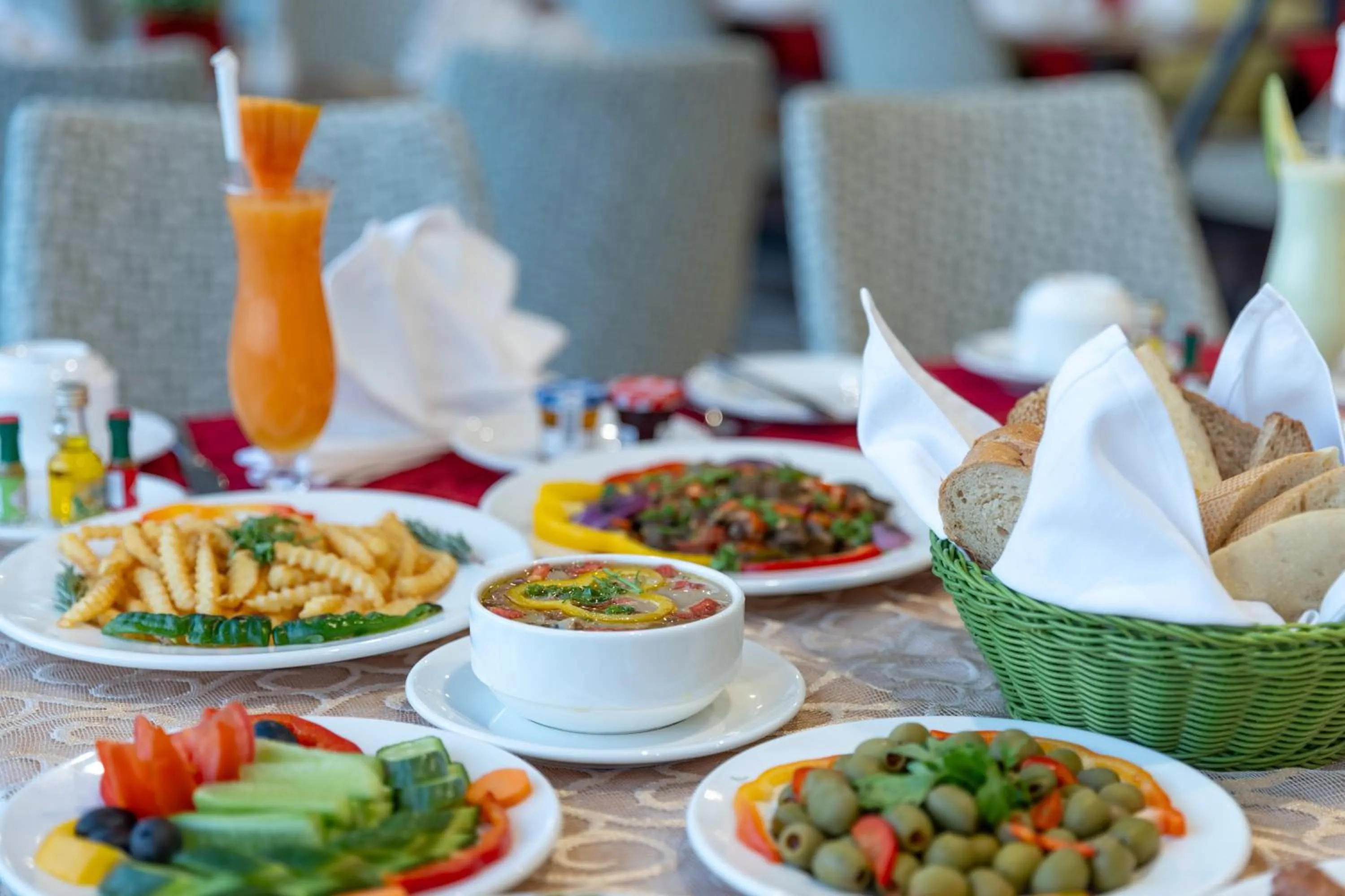 Food and drinks in Blue Coral Hotel