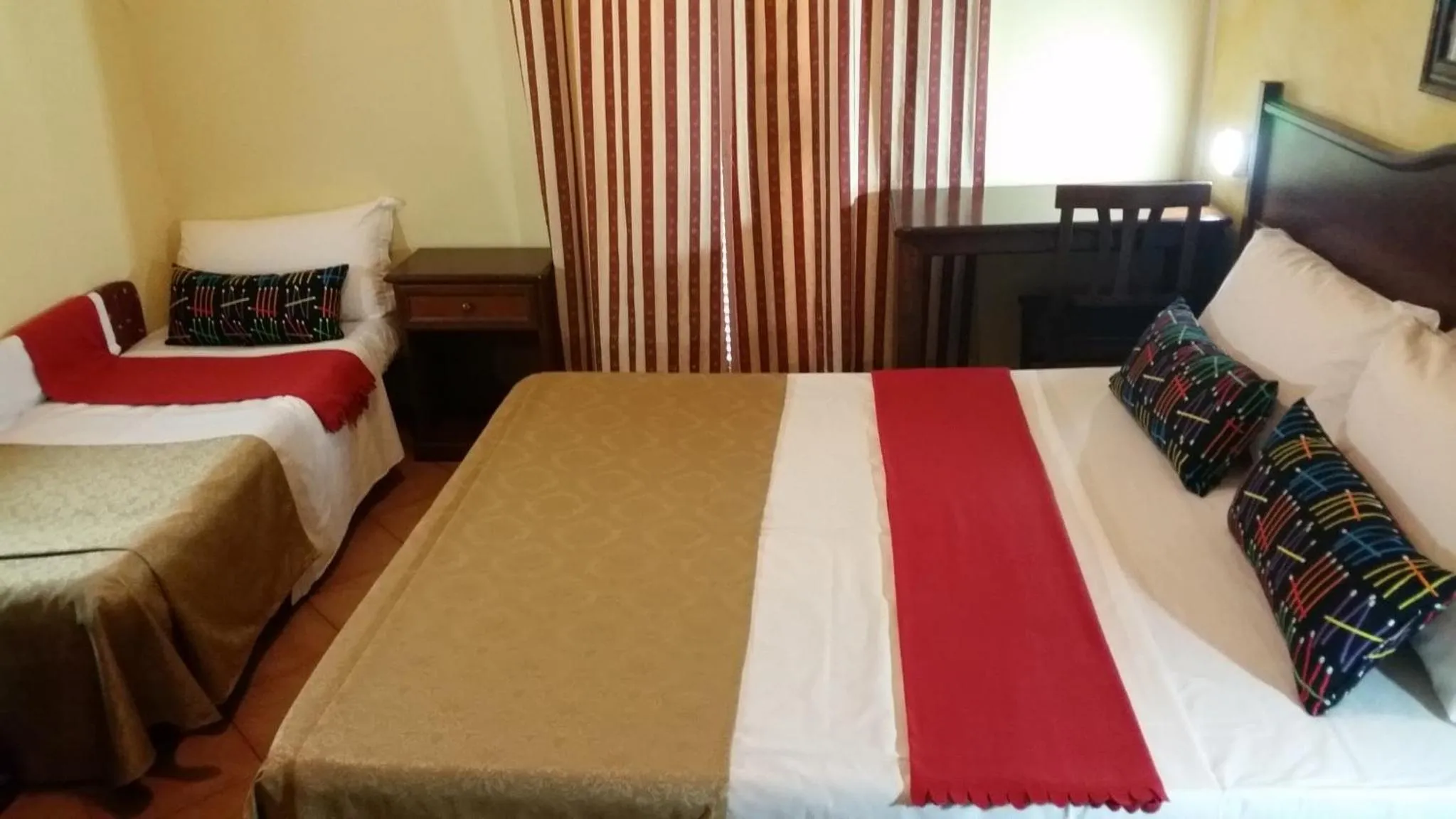 Photo of the whole room, Bed in Hotel Chopin