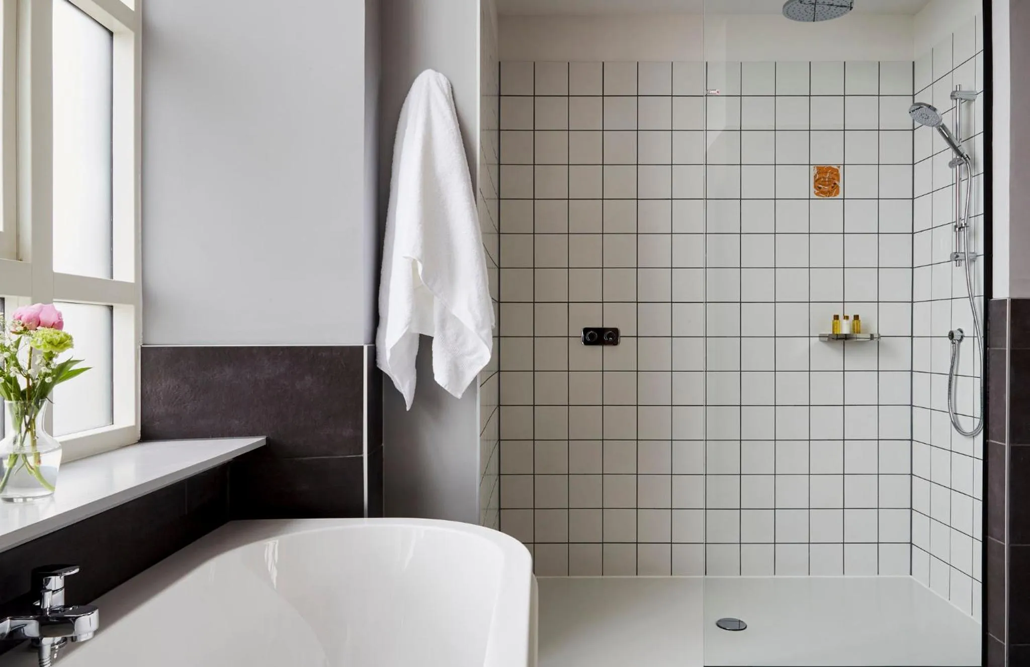 Bathroom in Hotel Indigo - Dundee by IHG