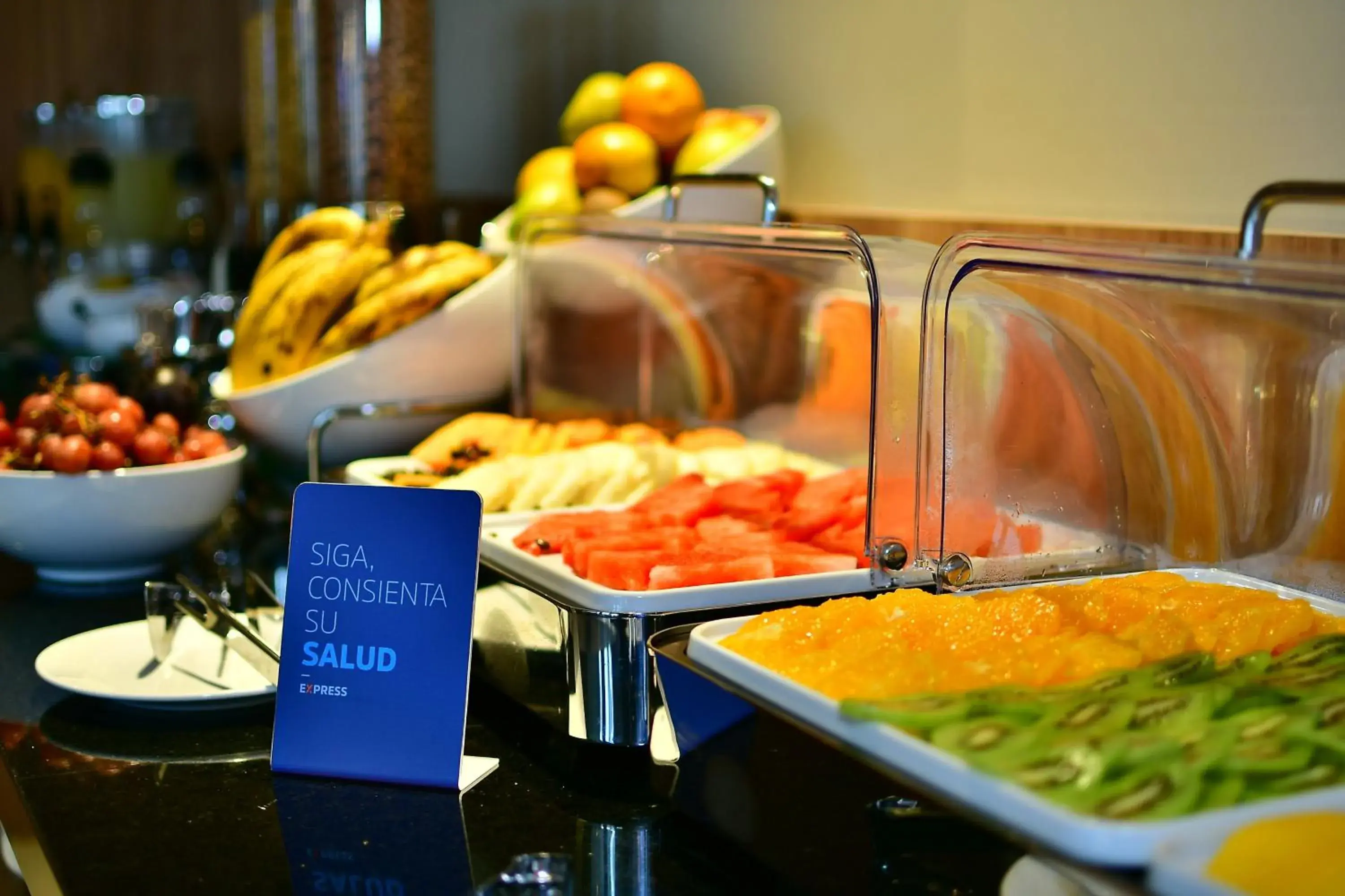 Breakfast in Holiday Inn Express Asuncion Aviadores by IHG Breakfast in Holiday Inn Express Asuncion Aviadores by IHG