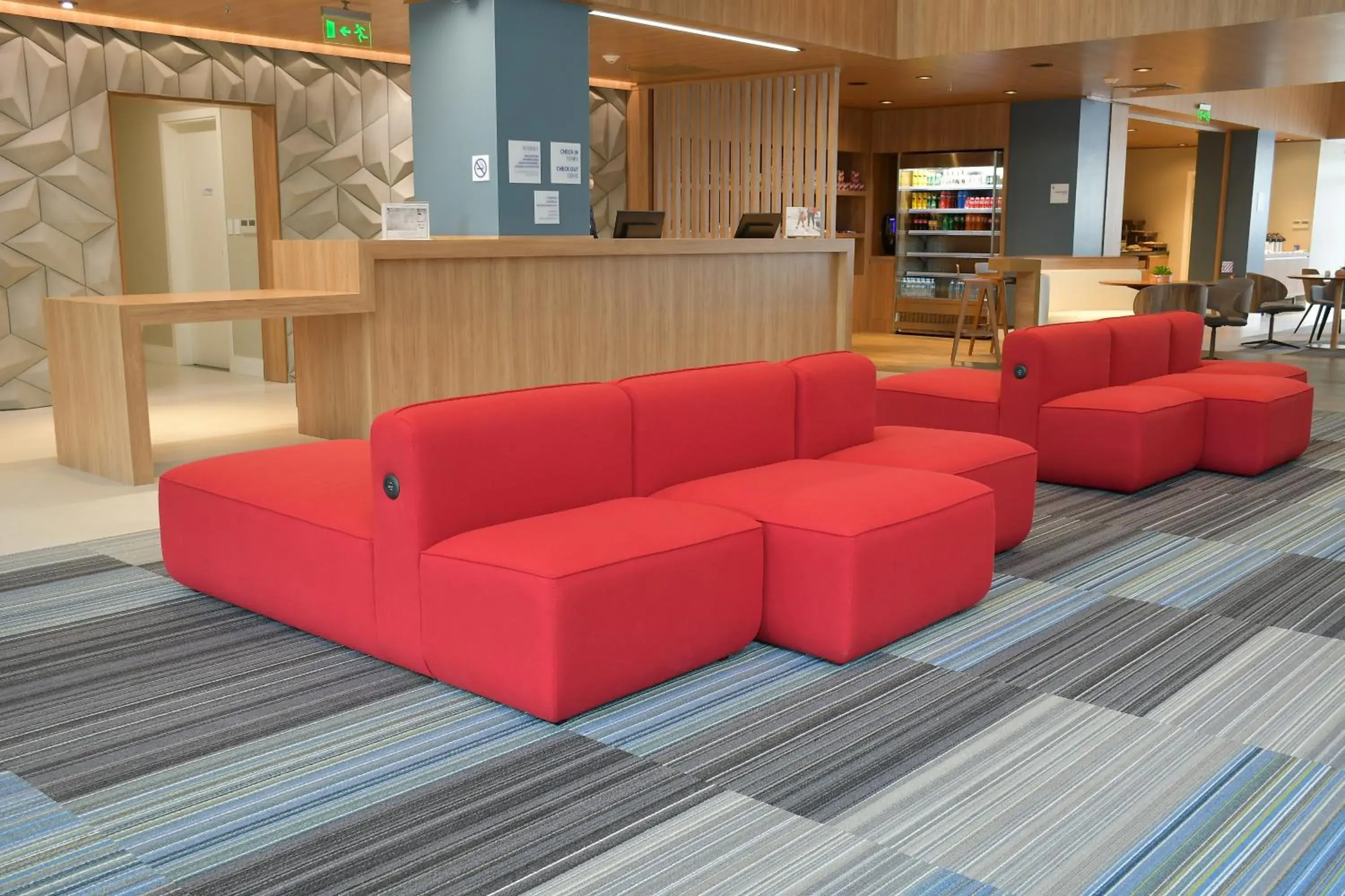 Property building in Holiday Inn Express Asuncion Aviadores by IHG Property building in Holiday Inn Express Asuncion Aviadores by IHG