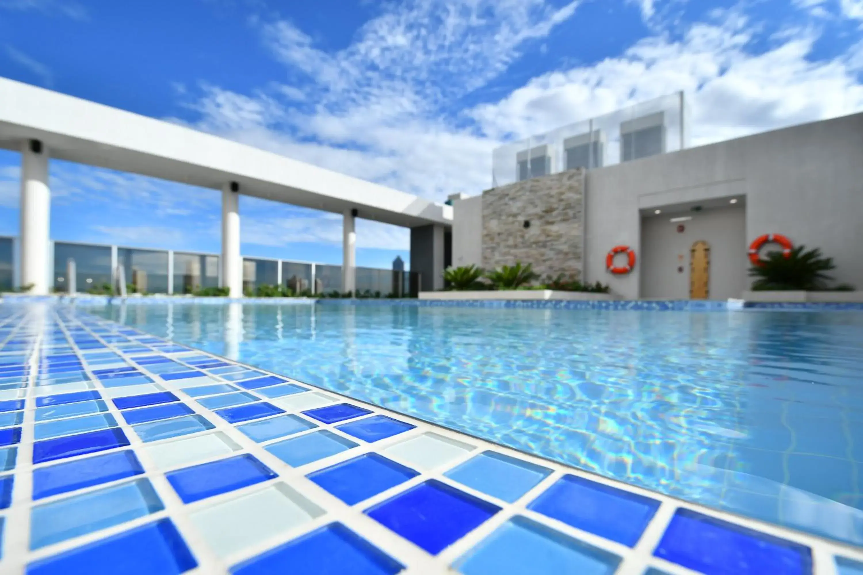 Swimming pool in Holiday Inn Express Asuncion Aviadores by IHG Swimming pool in Holiday Inn Express Asuncion Aviadores by IHG