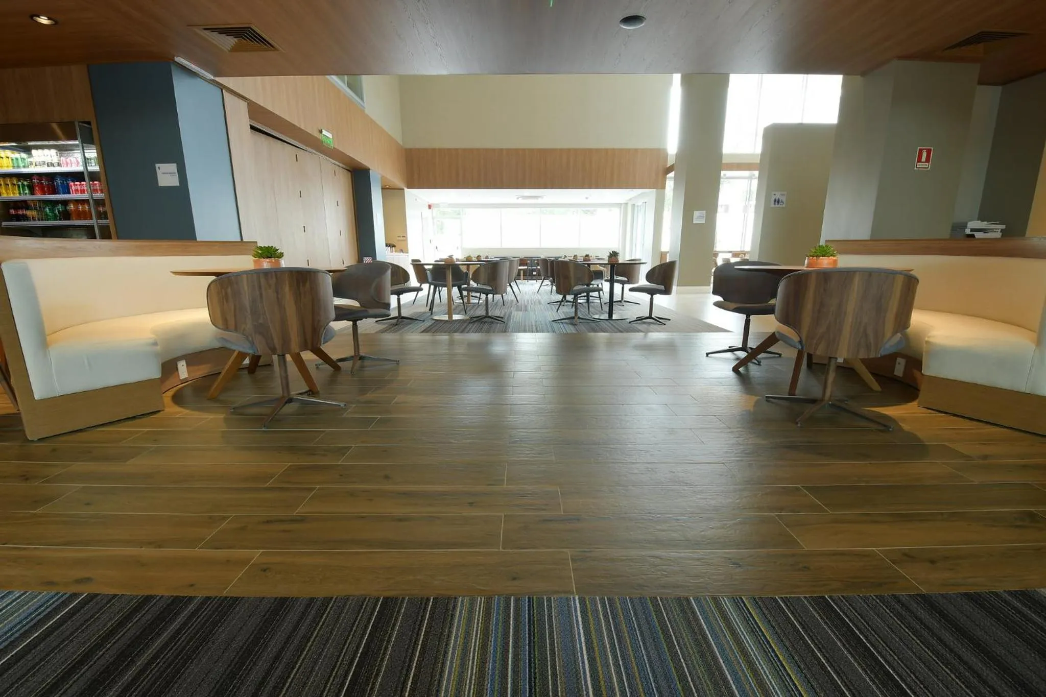 Property building in Holiday Inn Express Asuncion Aviadores by IHG