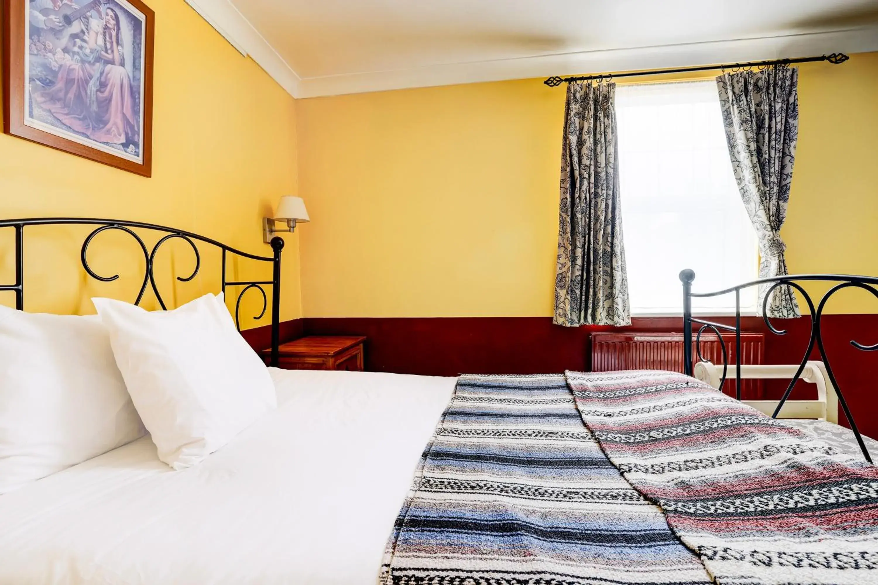 Bedroom, Bed in Church Street Hotel by Belvilla near The Oval London Bedroom, Bed in Church Street Hotel by Belvilla near The Oval London