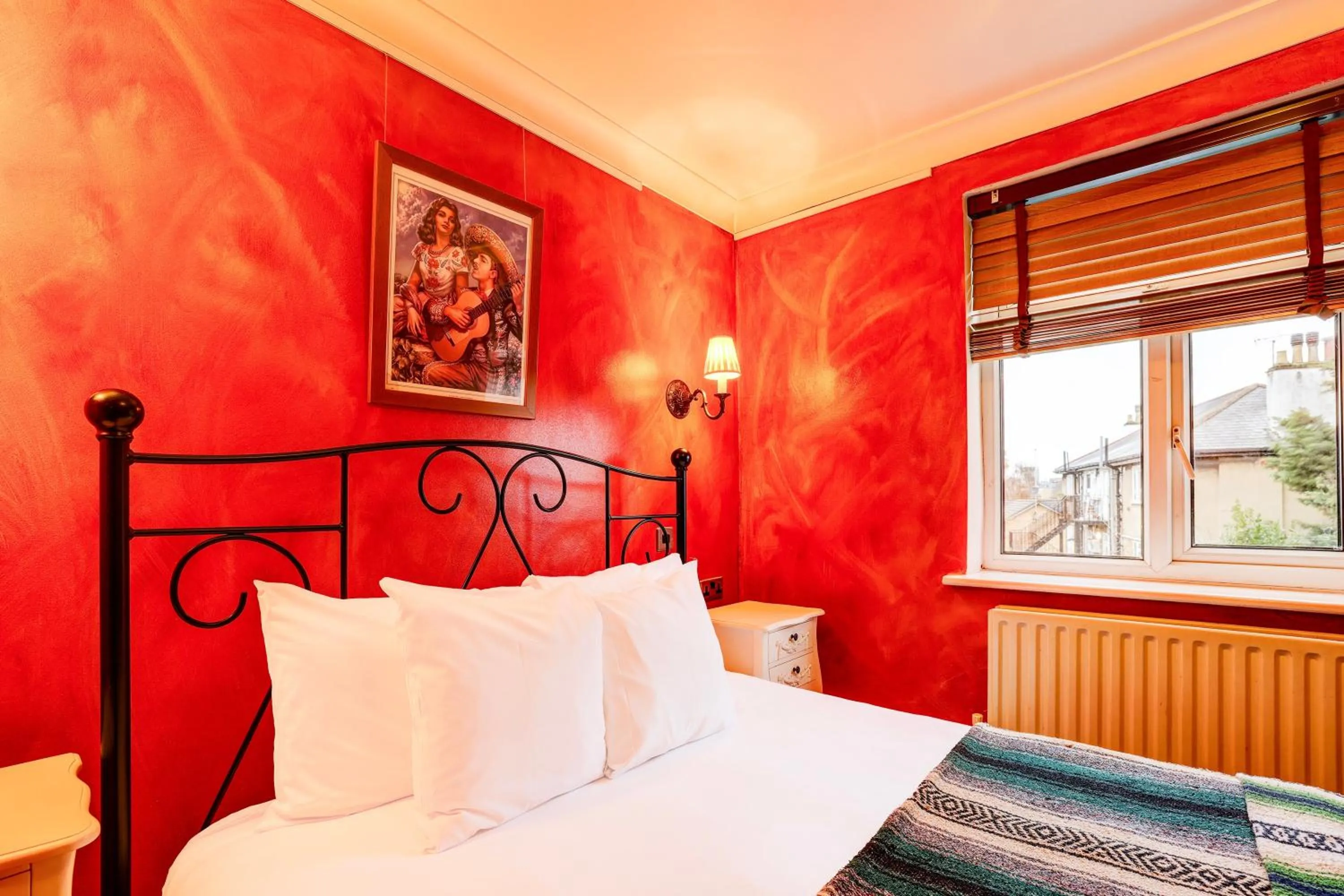 Bedroom, Bed in Church Street Hotel by Belvilla near The Oval London