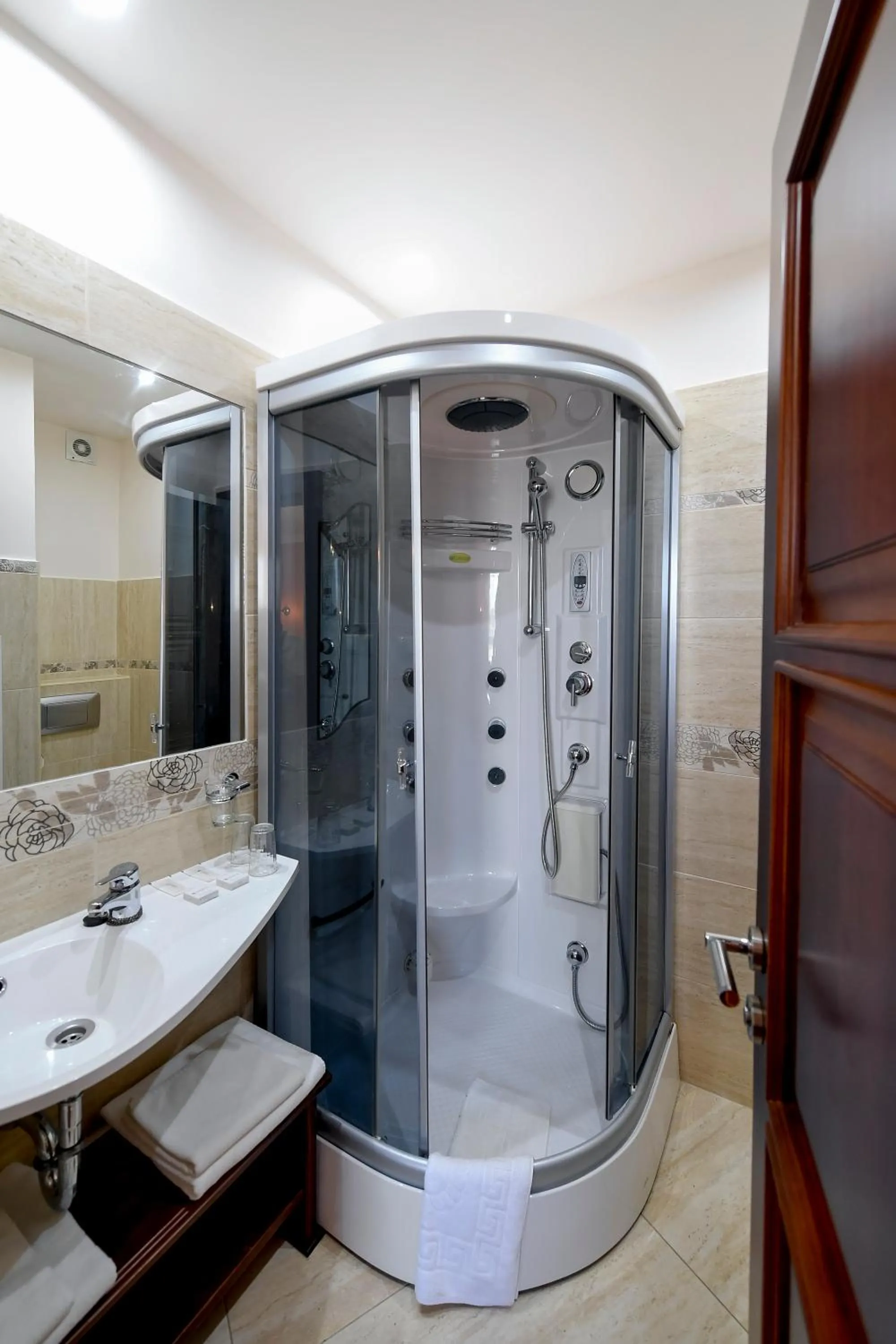 Shower in Campus Hotel