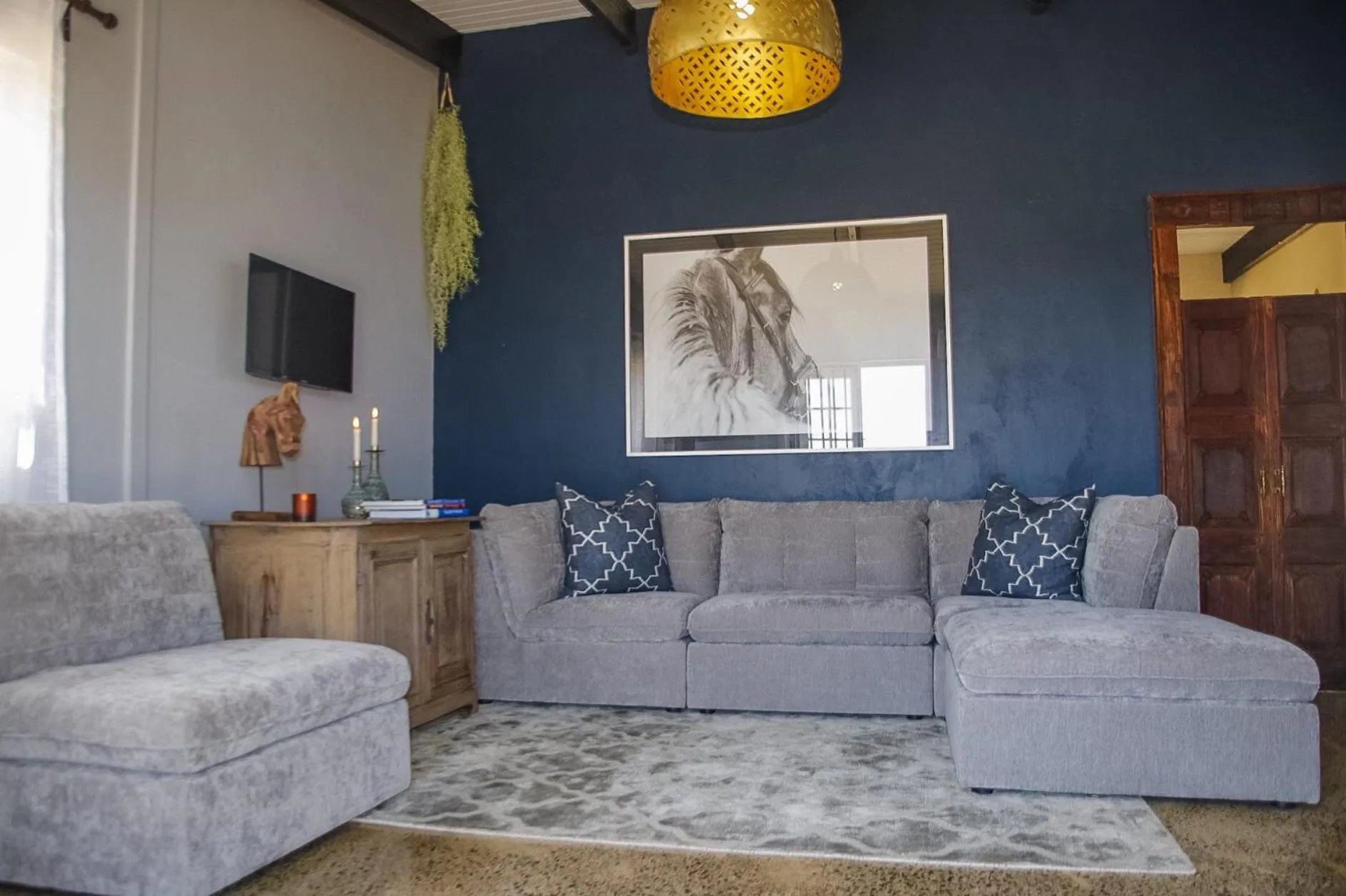 TV and multimedia in Anna Beulah Farm