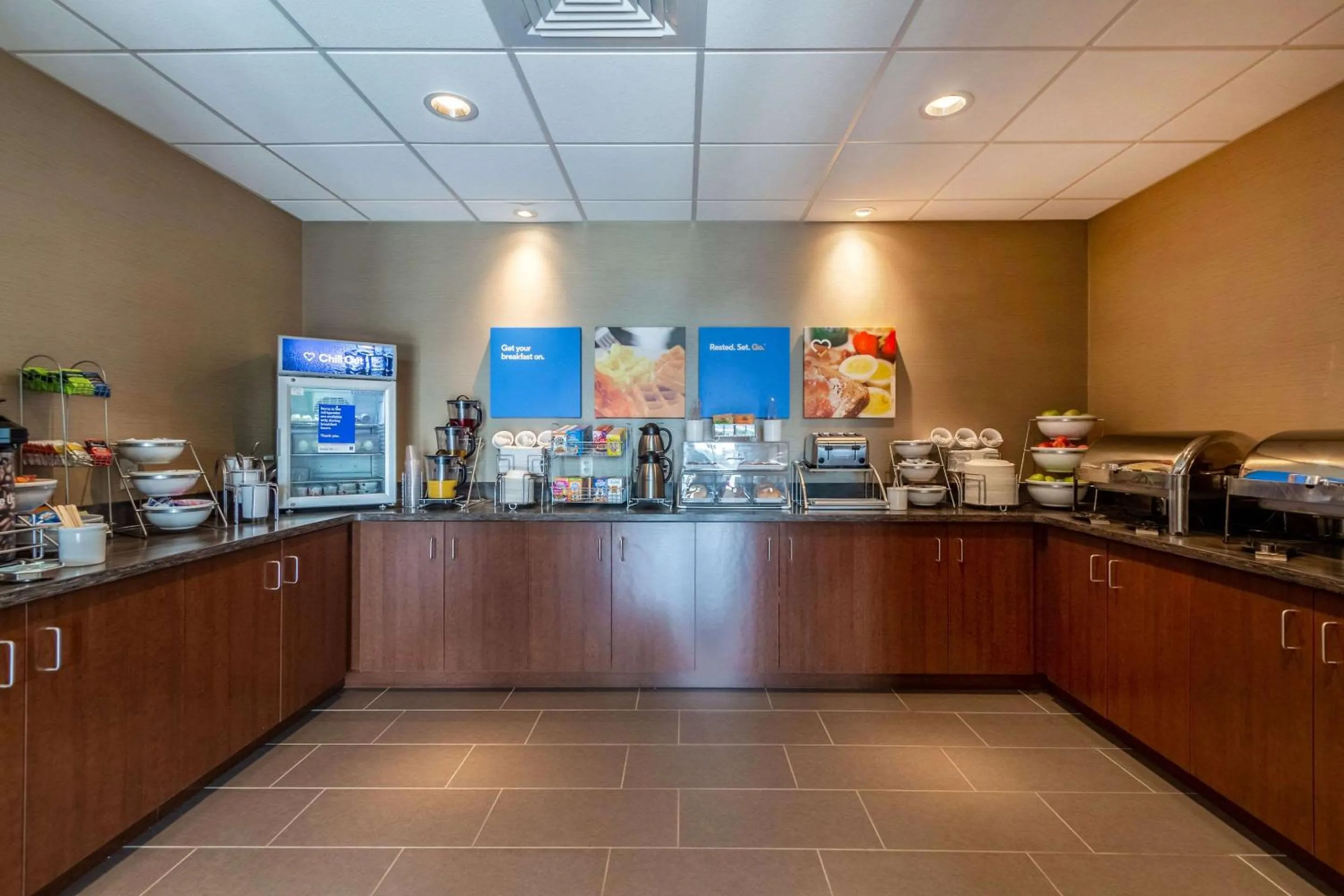 Restaurant/places to eat in Comfort Inn & Suites - Harrisburg Airport - Hershey South