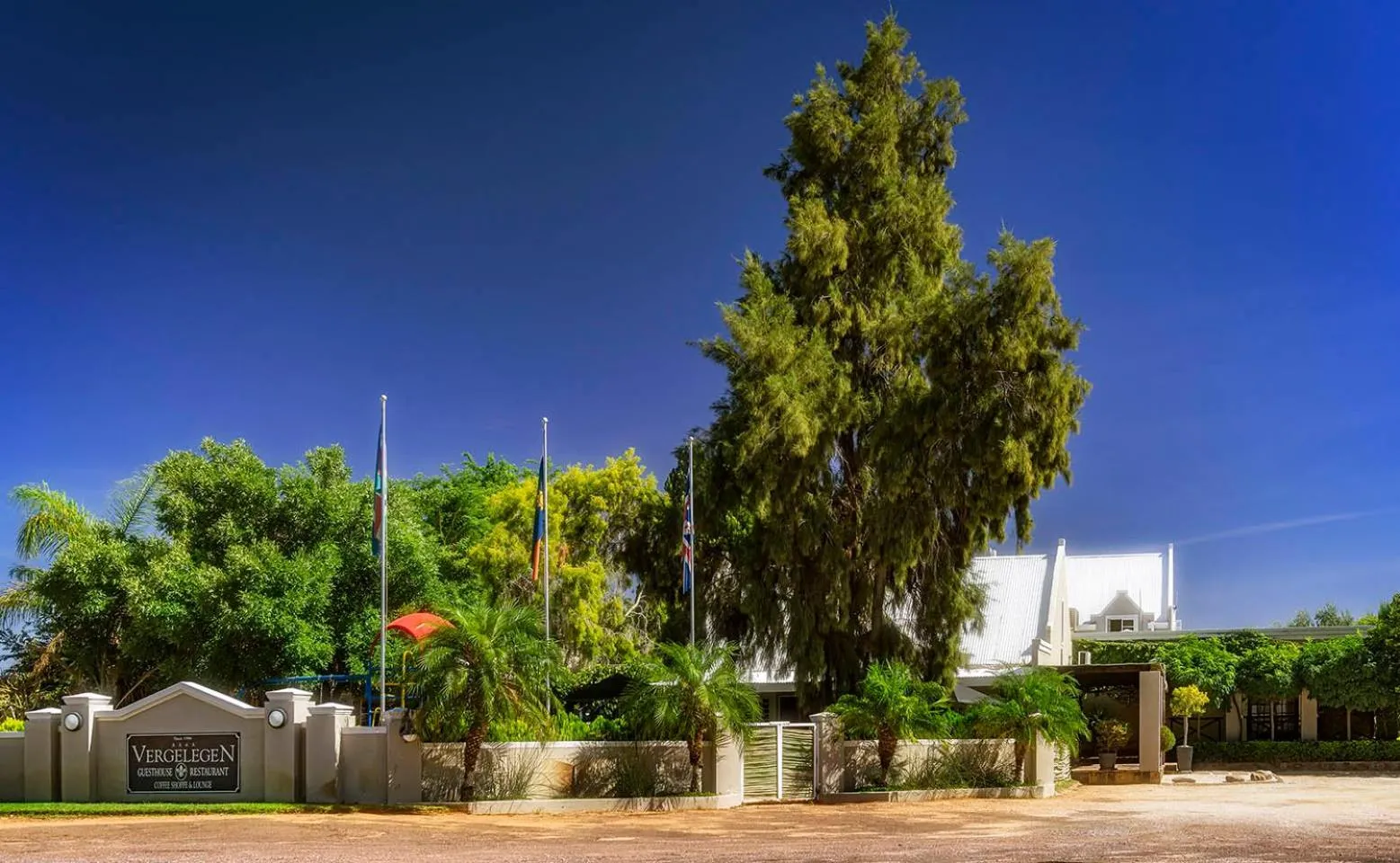 Facade/entrance in Kakamas Hotel