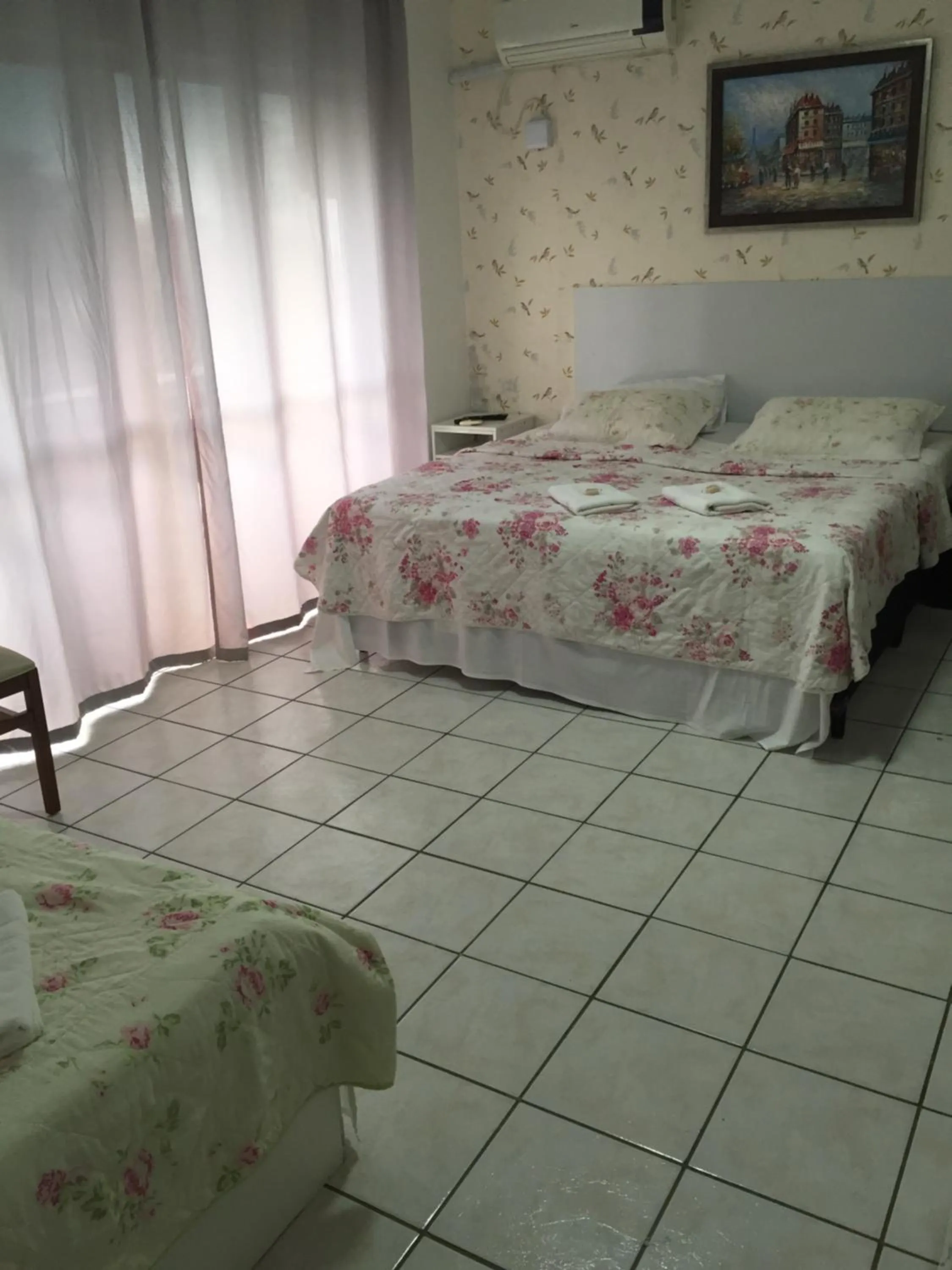 Bed in Vila Alaide Praia Hotel