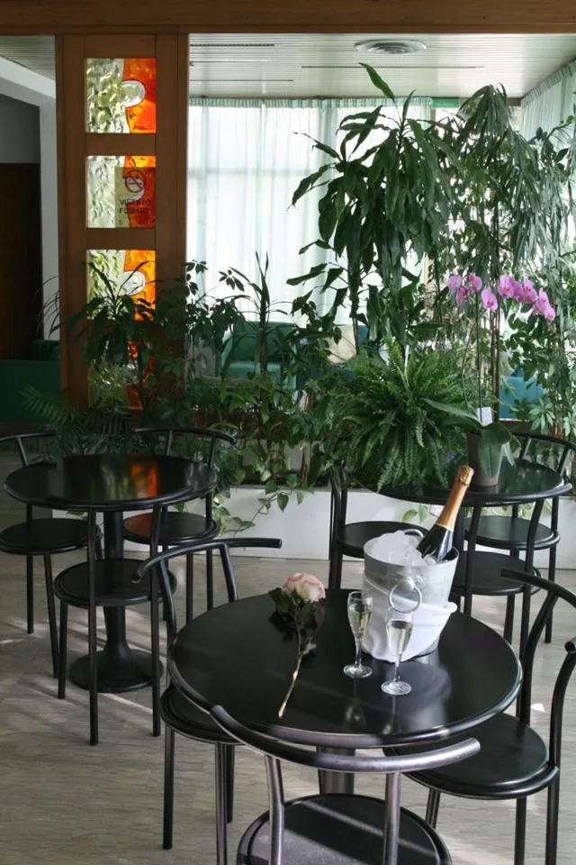 Day in Hotel Bermuda