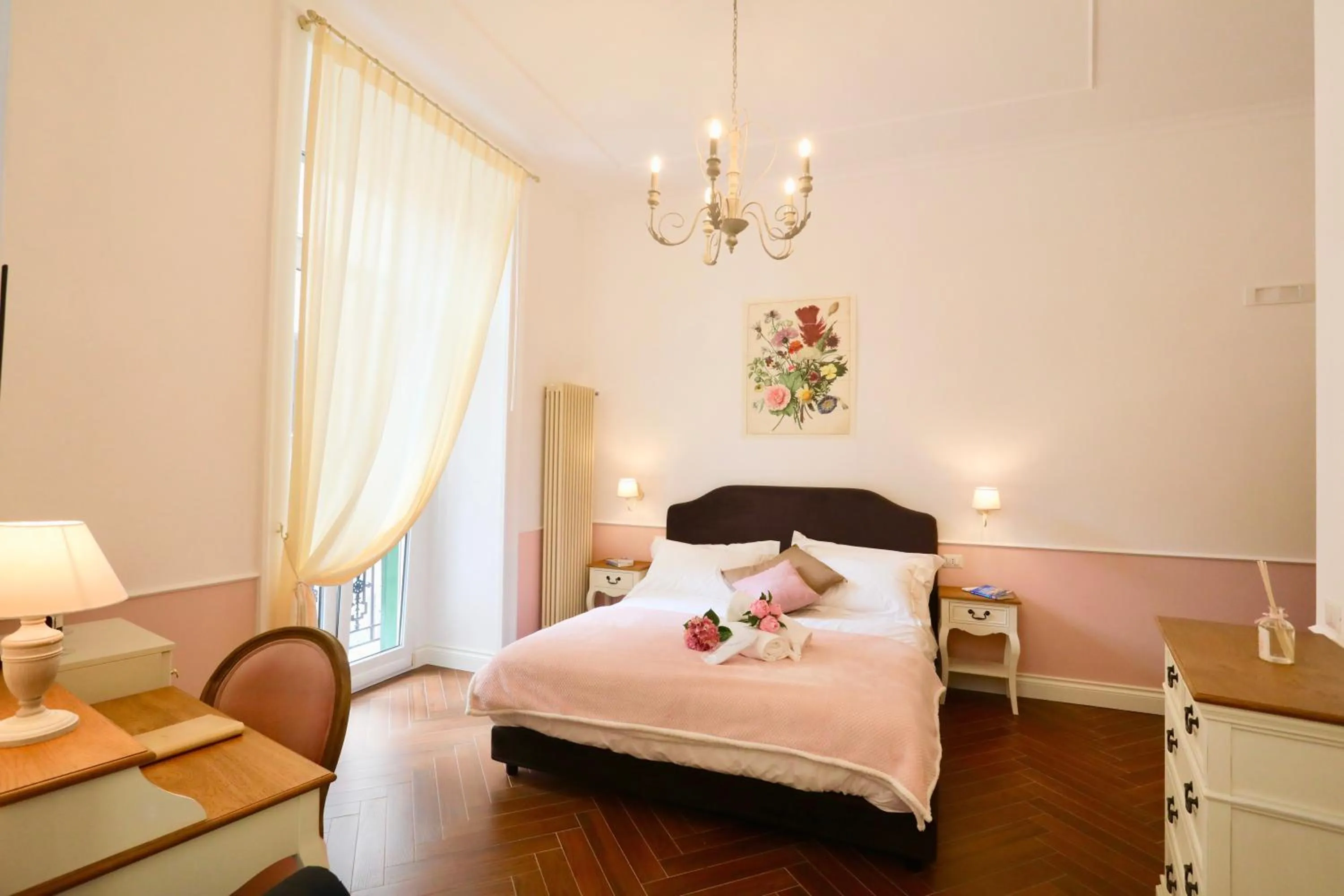 Balcony/Terrace, Bed in Macchiato Suites Boutique Guest House