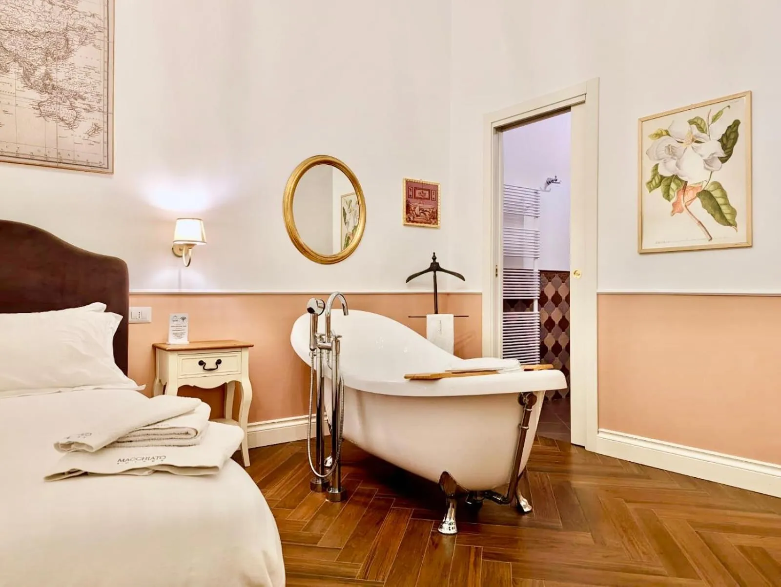 Bed in Macchiato Suites Boutique Guest House