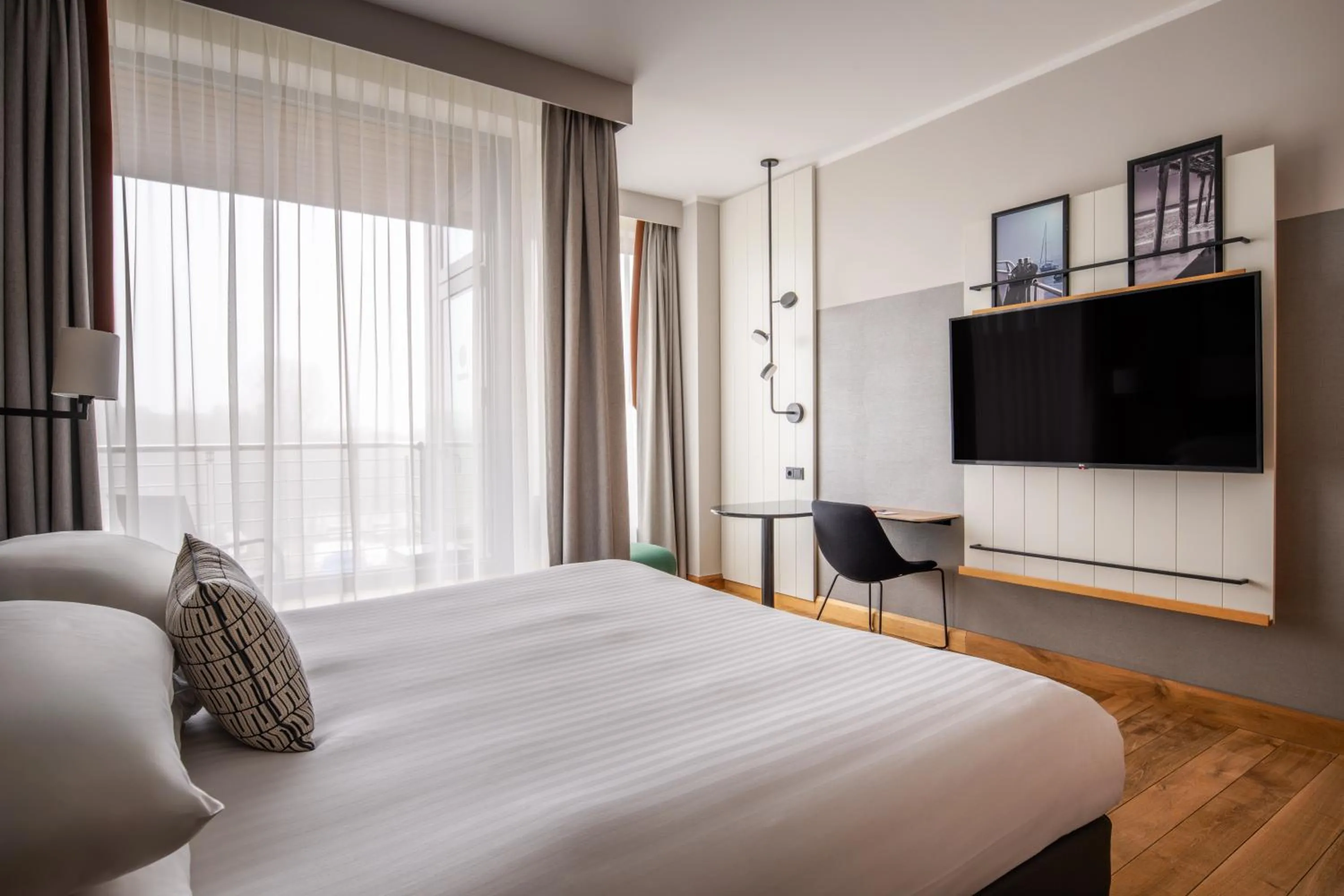 TV and multimedia, Bed in Sopot Marriott Resort & Spa