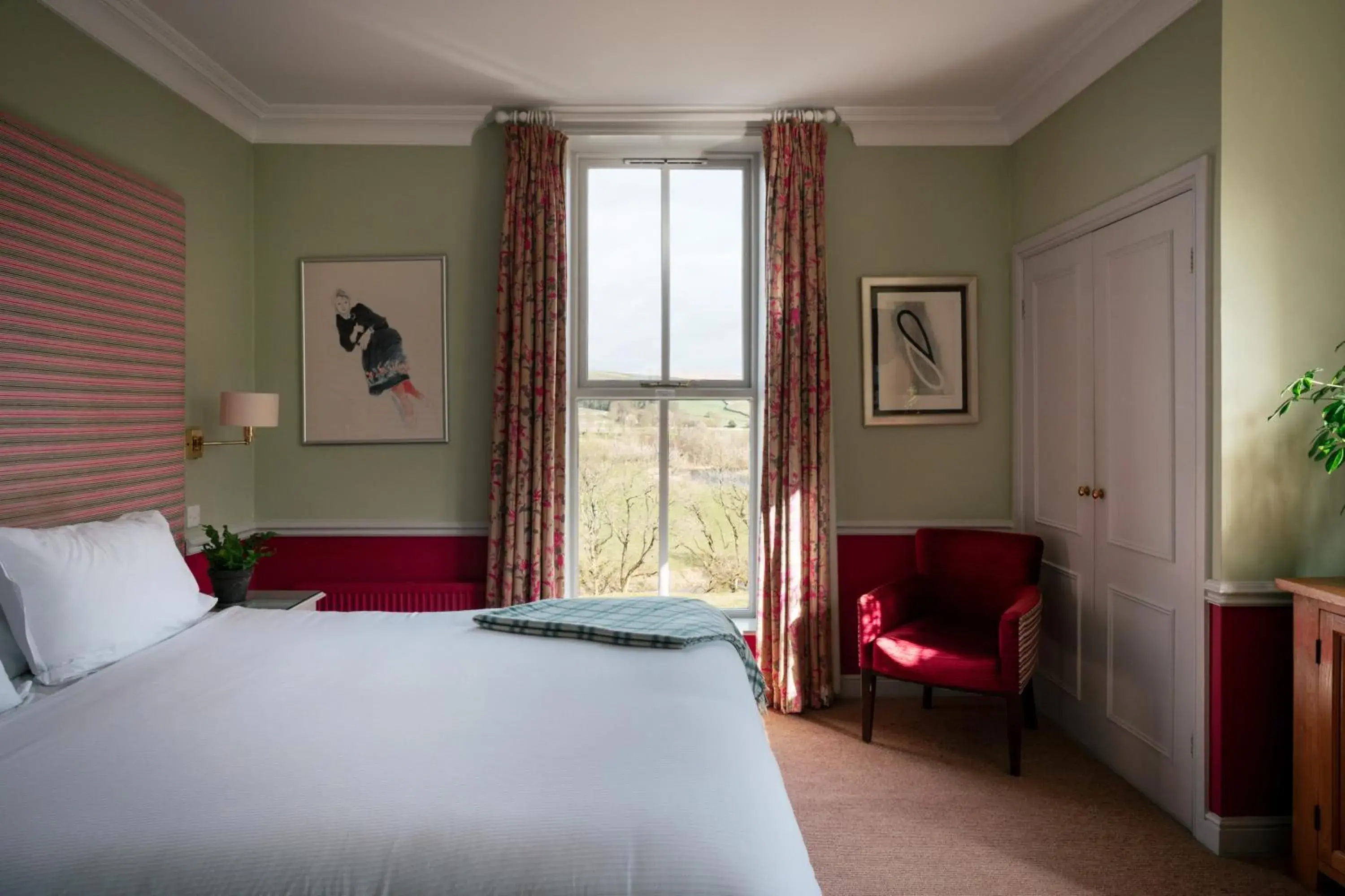 Luxury Double Room with View in The Fell Hotel Luxury Double Room with View in The Fell Hotel