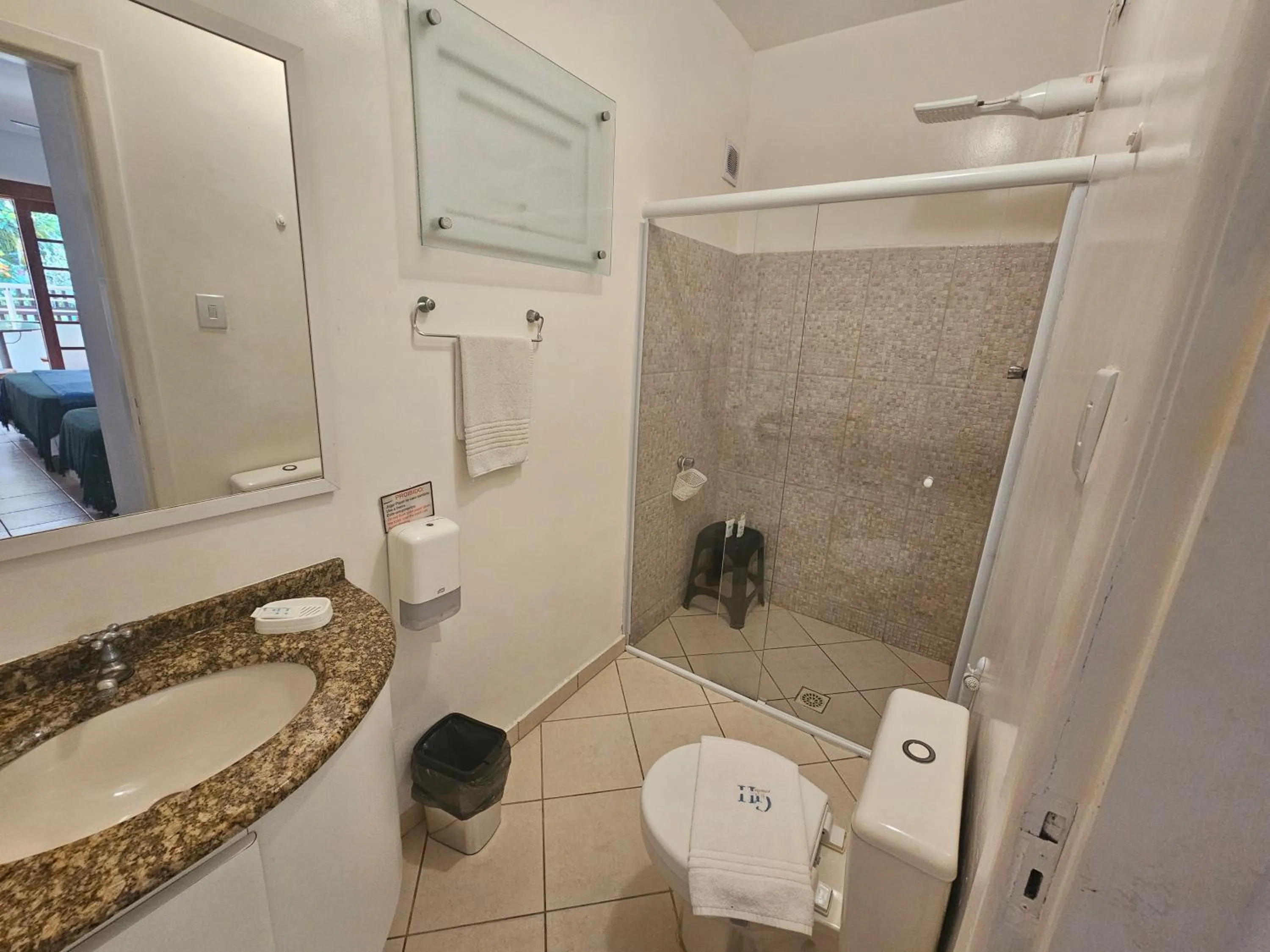 Shower in GH Bizkaia