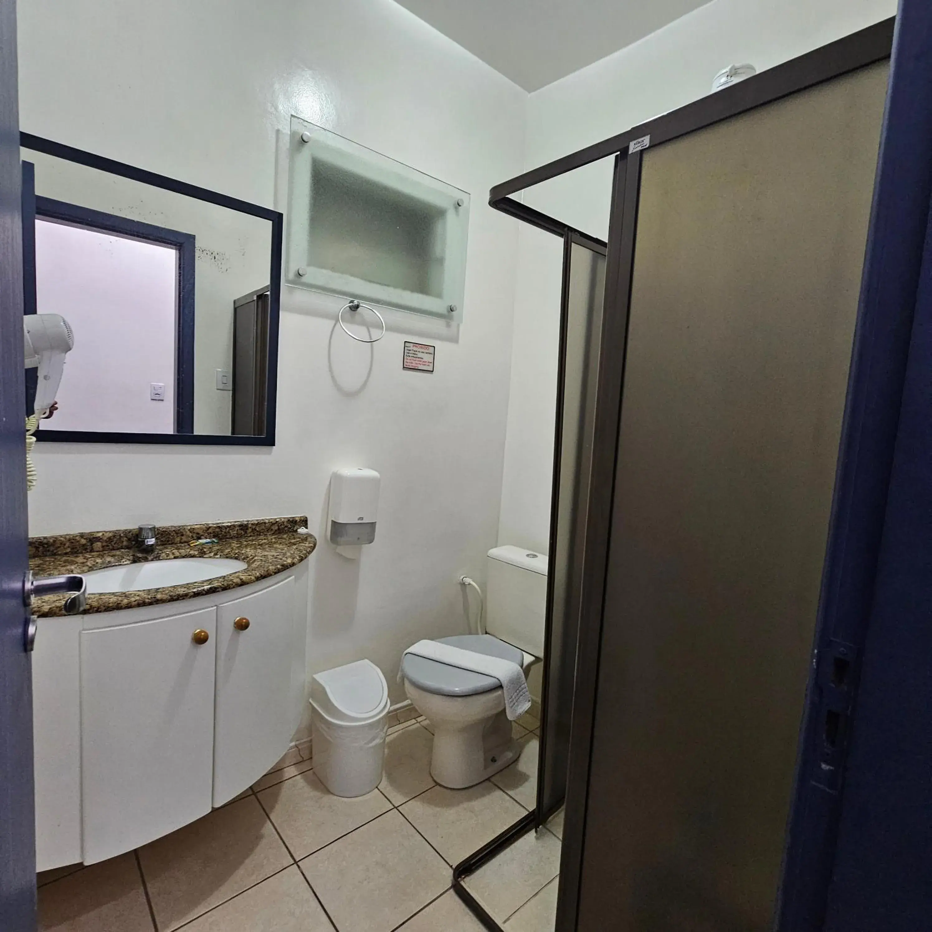 Economy Twin Room in GH Bizkaia Economy Twin Room in GH Bizkaia