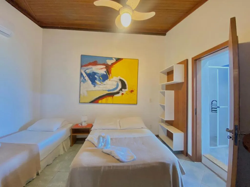 Photo of the whole room, Bed in GH Bizkaia