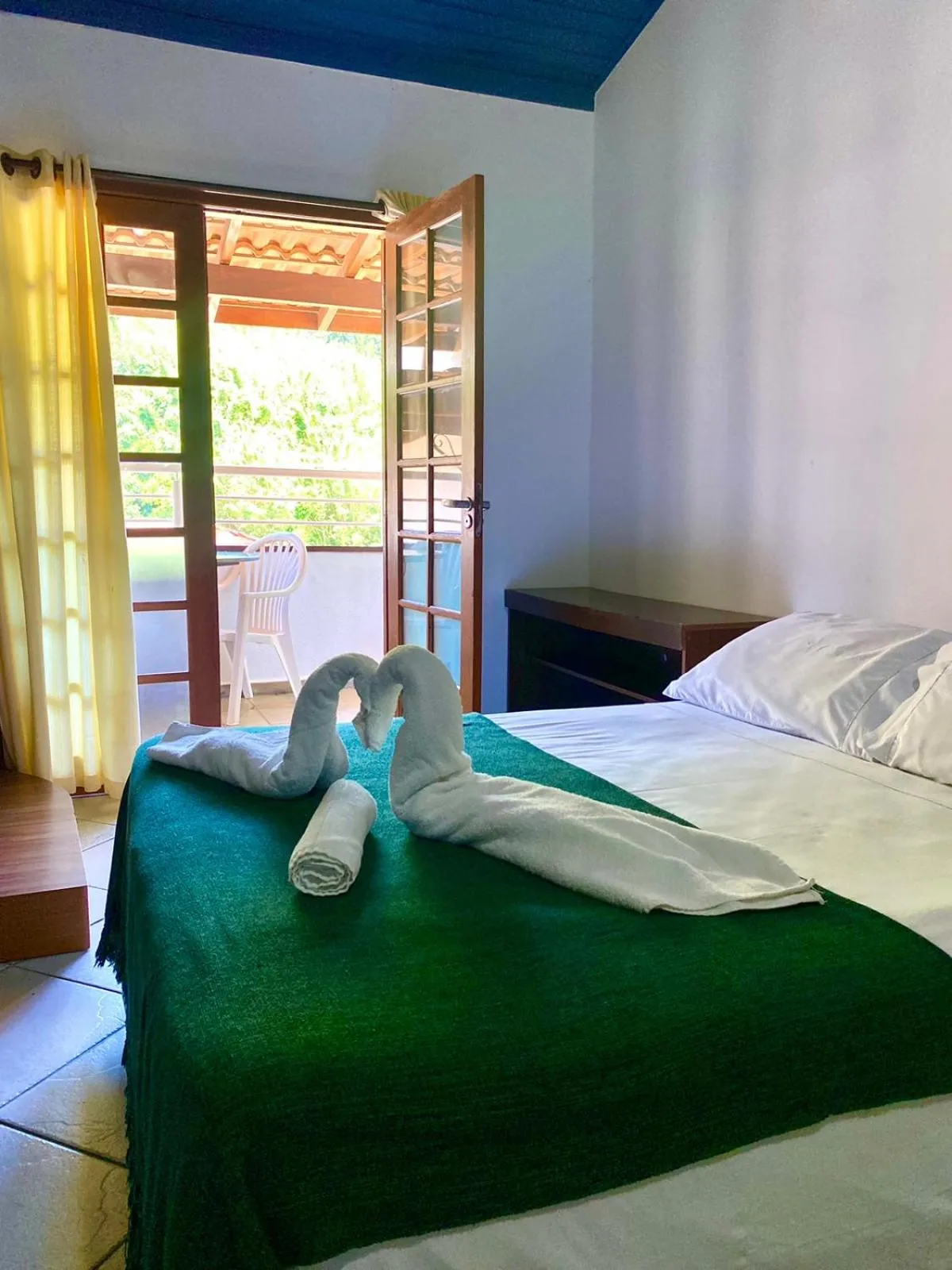 Photo of the whole room, Bed in GH Bizkaia