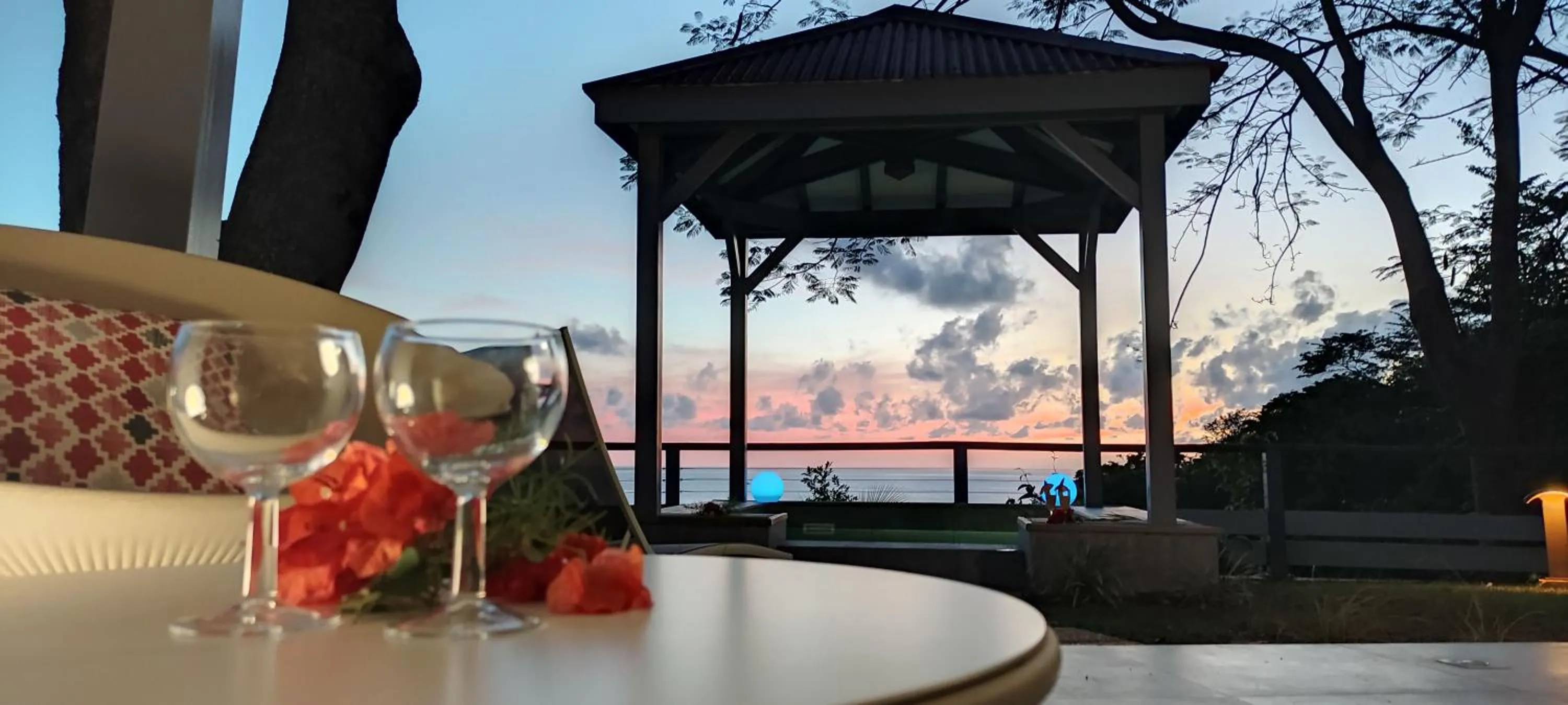 Sunset in Habitation Grande Anse Résidence hôtelière