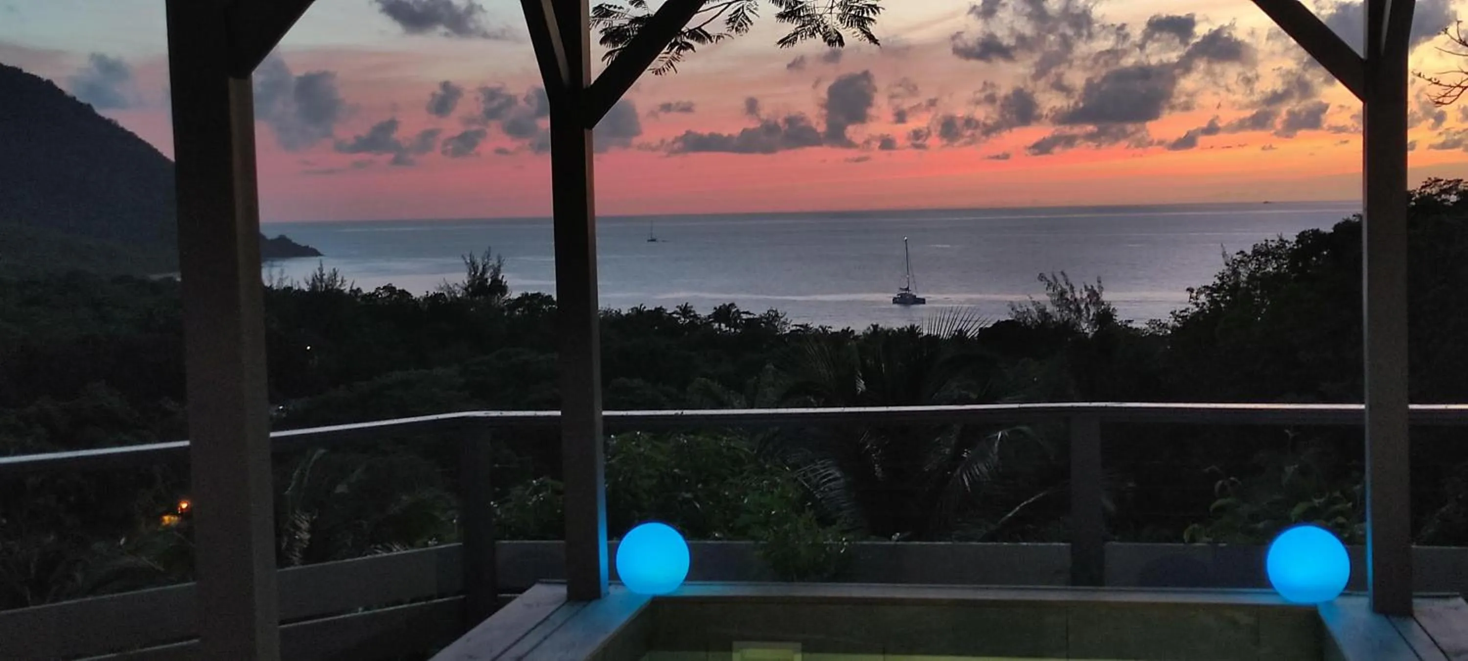 Sunset in Habitation Grande Anse Résidence hôtelière