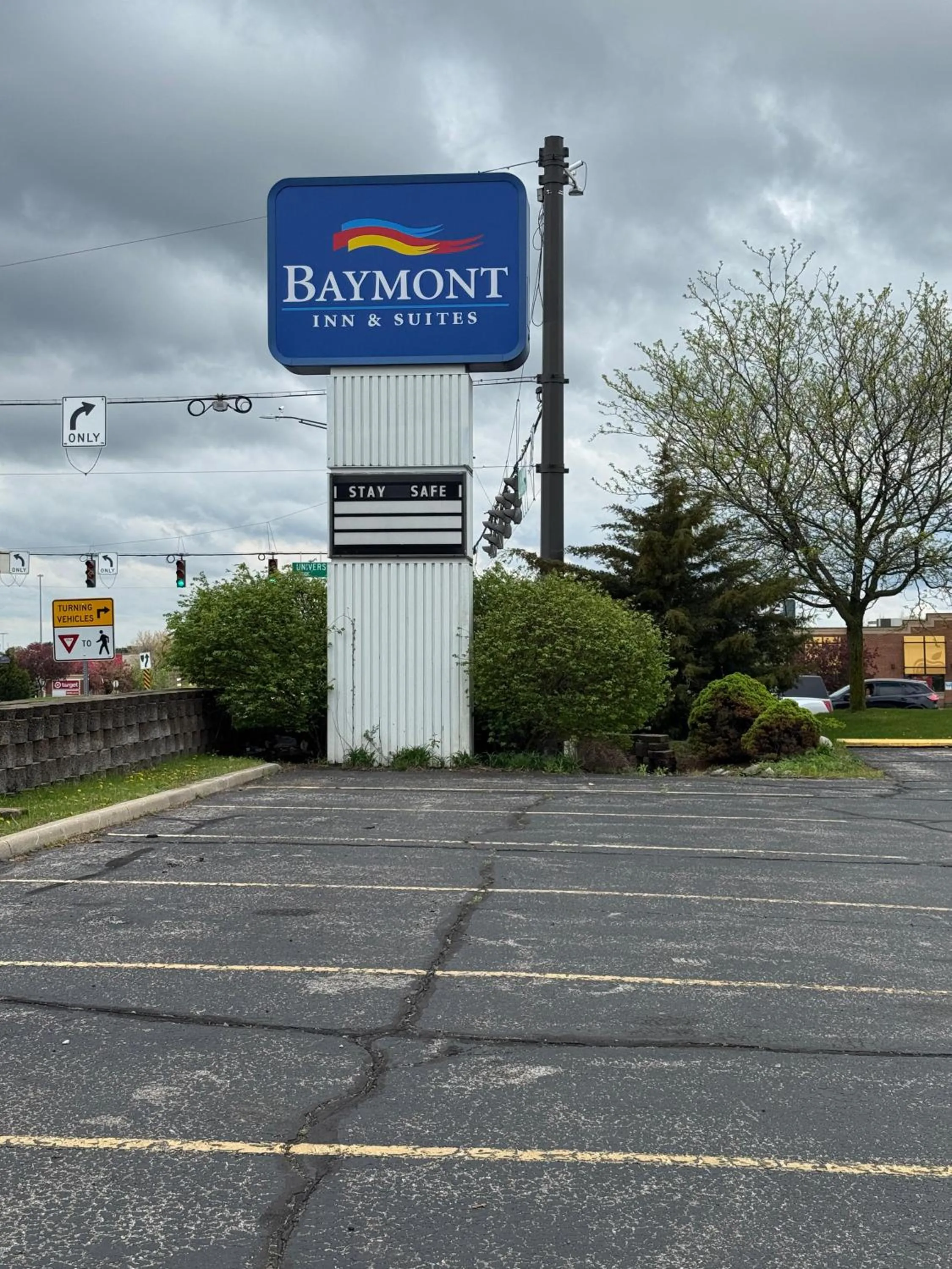 Logo/Certificate/Sign in Baymont by Wyndham Mishawaka South Bend Area