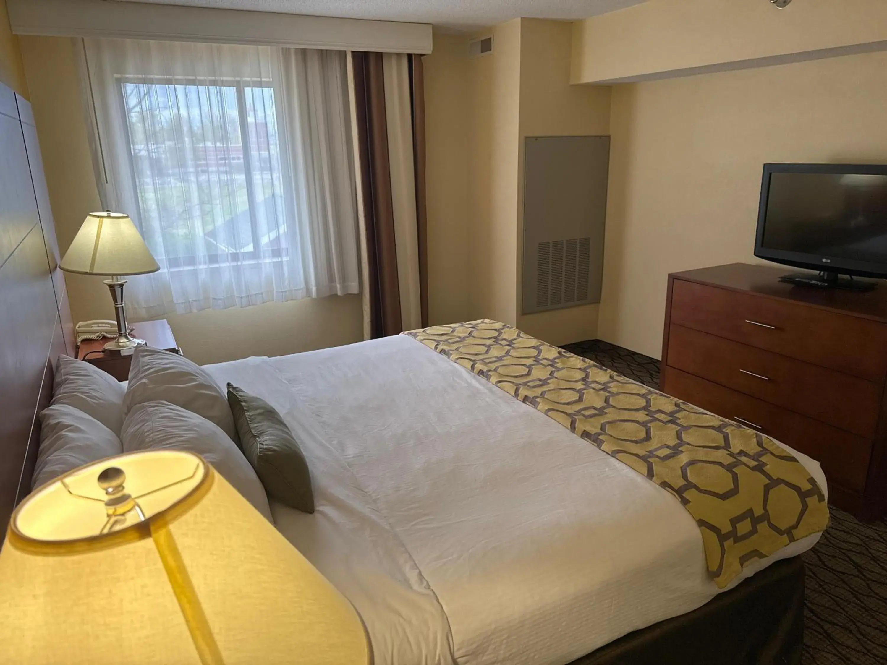 Bed in Baymont by Wyndham Mishawaka South Bend Area Bed in Baymont by Wyndham Mishawaka South Bend Area