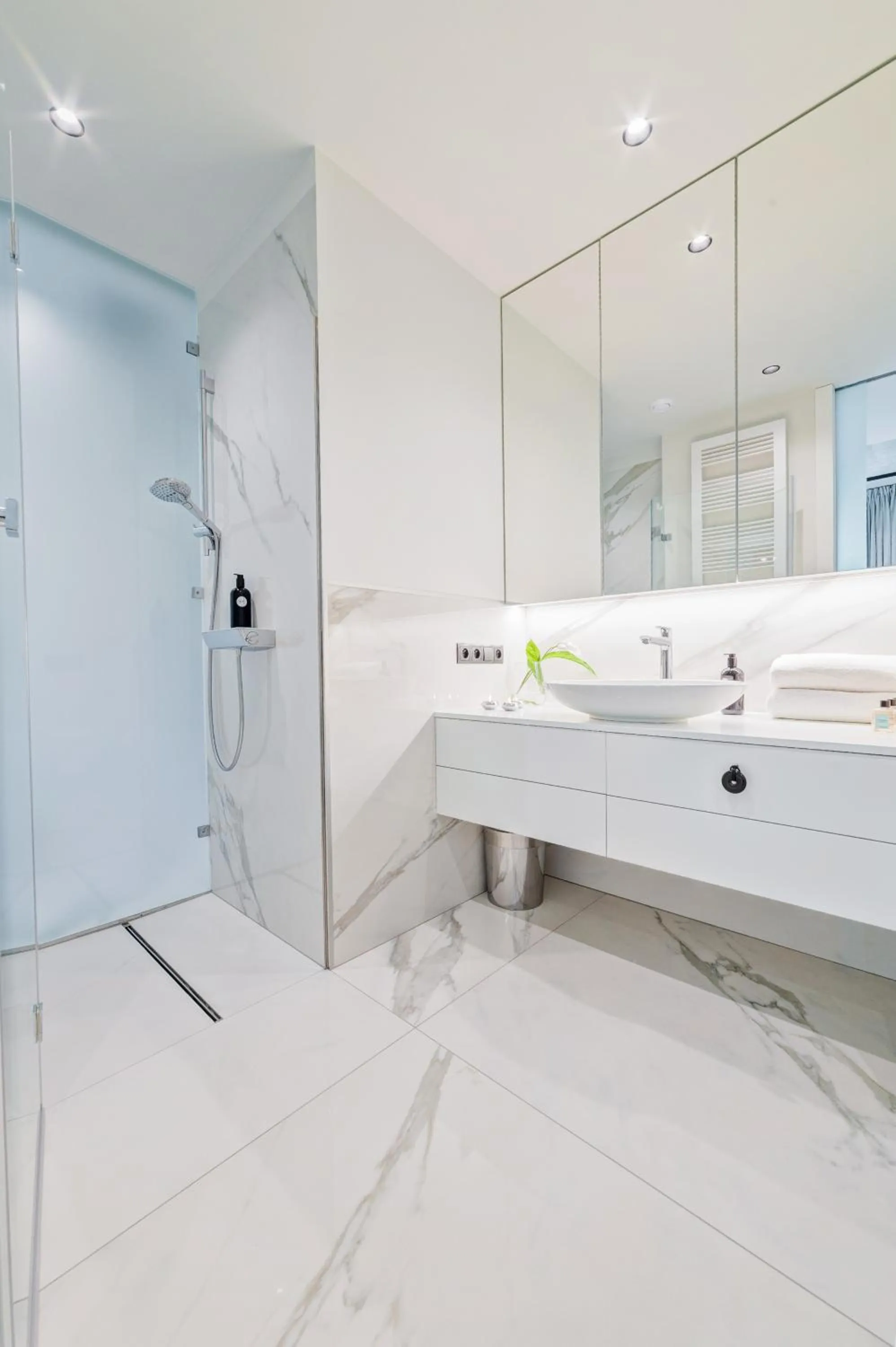 Shower in Centro Design Apartments - Półwiejska
