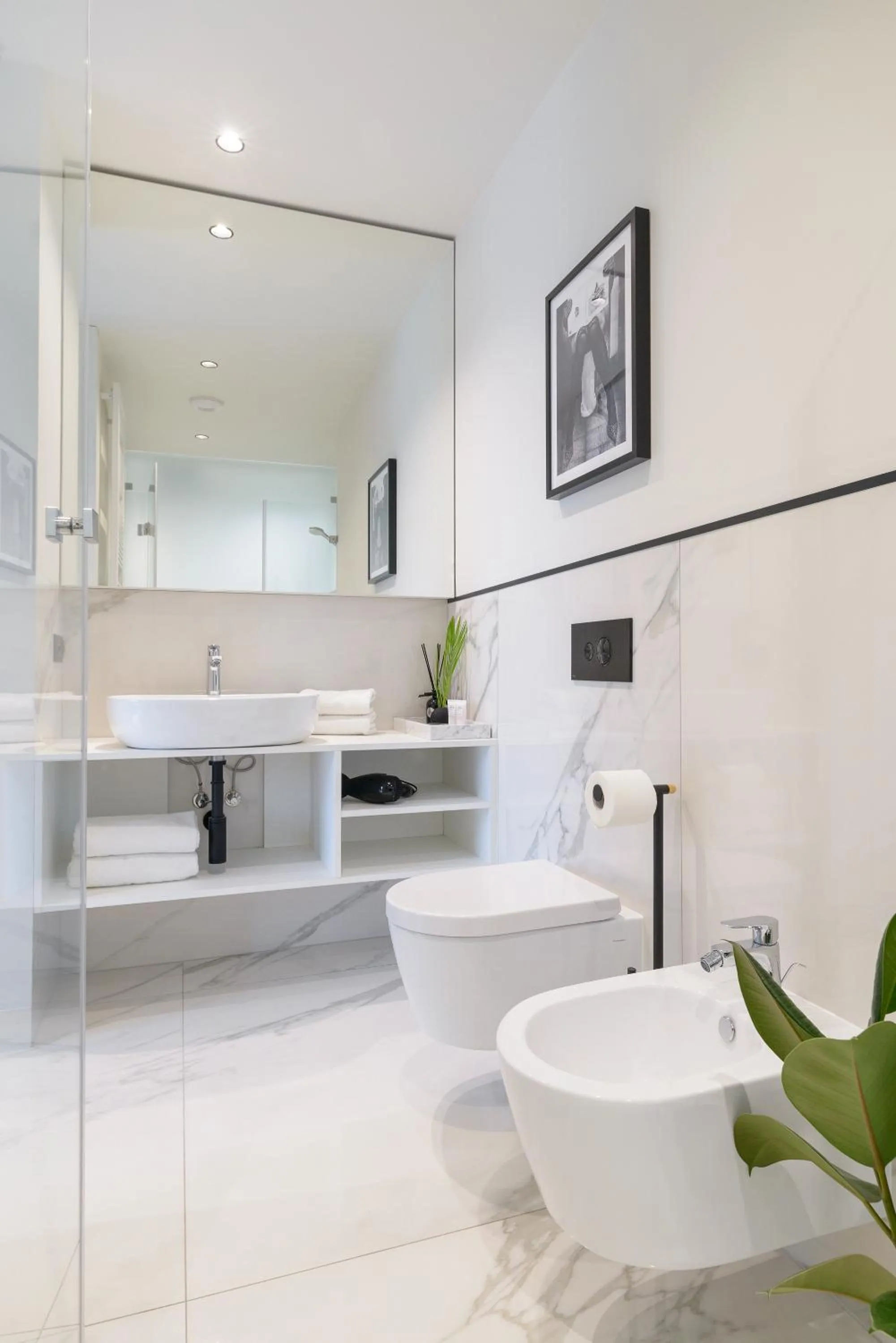 Bathroom in Centro Design Apartments - Półwiejska