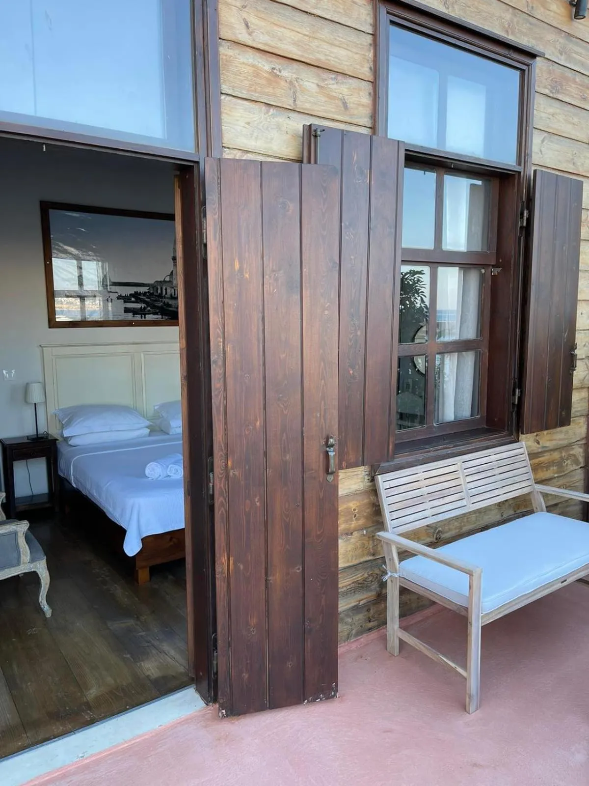 Photo of the whole room in Captain Vasilis Hotel