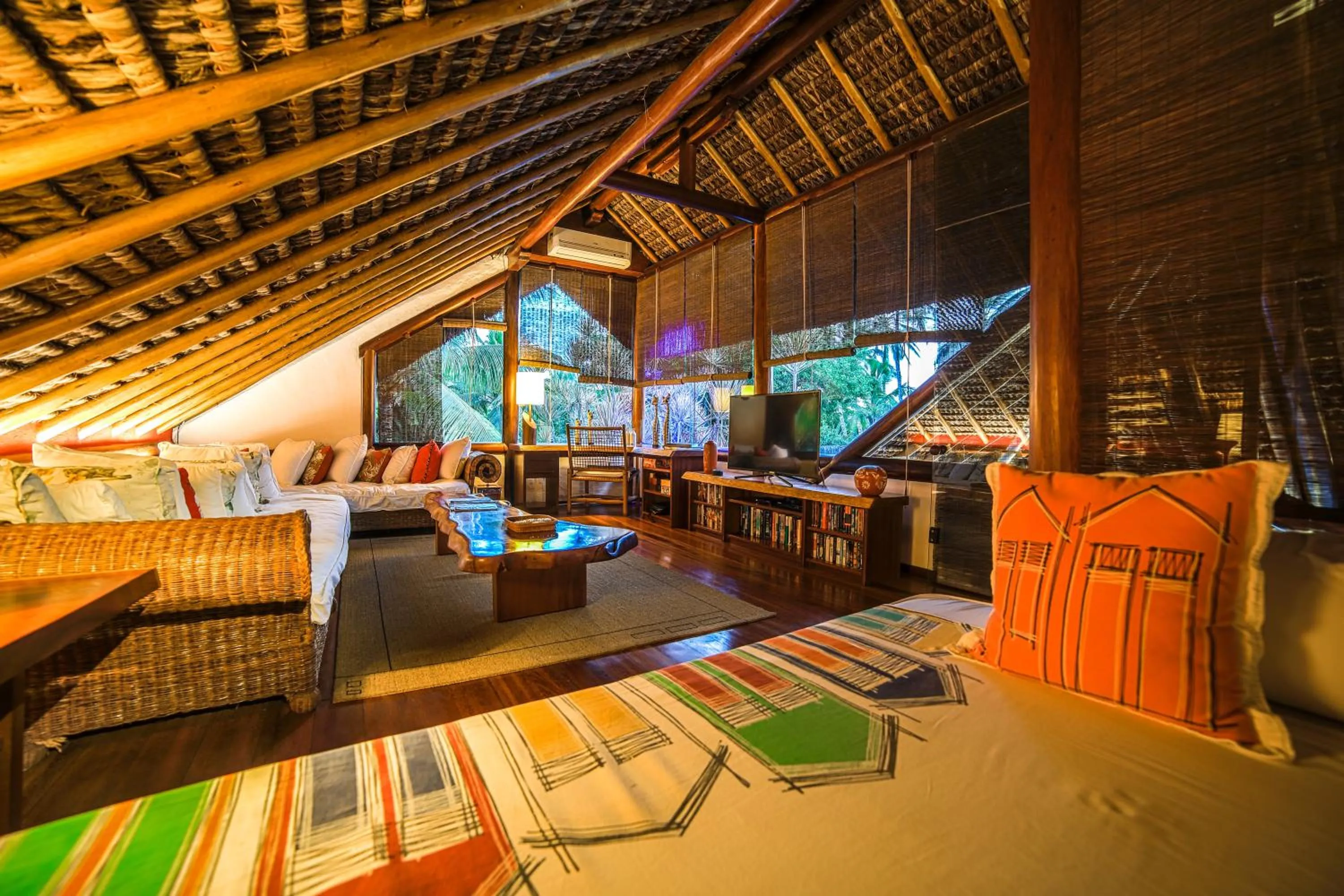 Communal lounge/ TV room in Hotel e Resort Villas de Trancoso