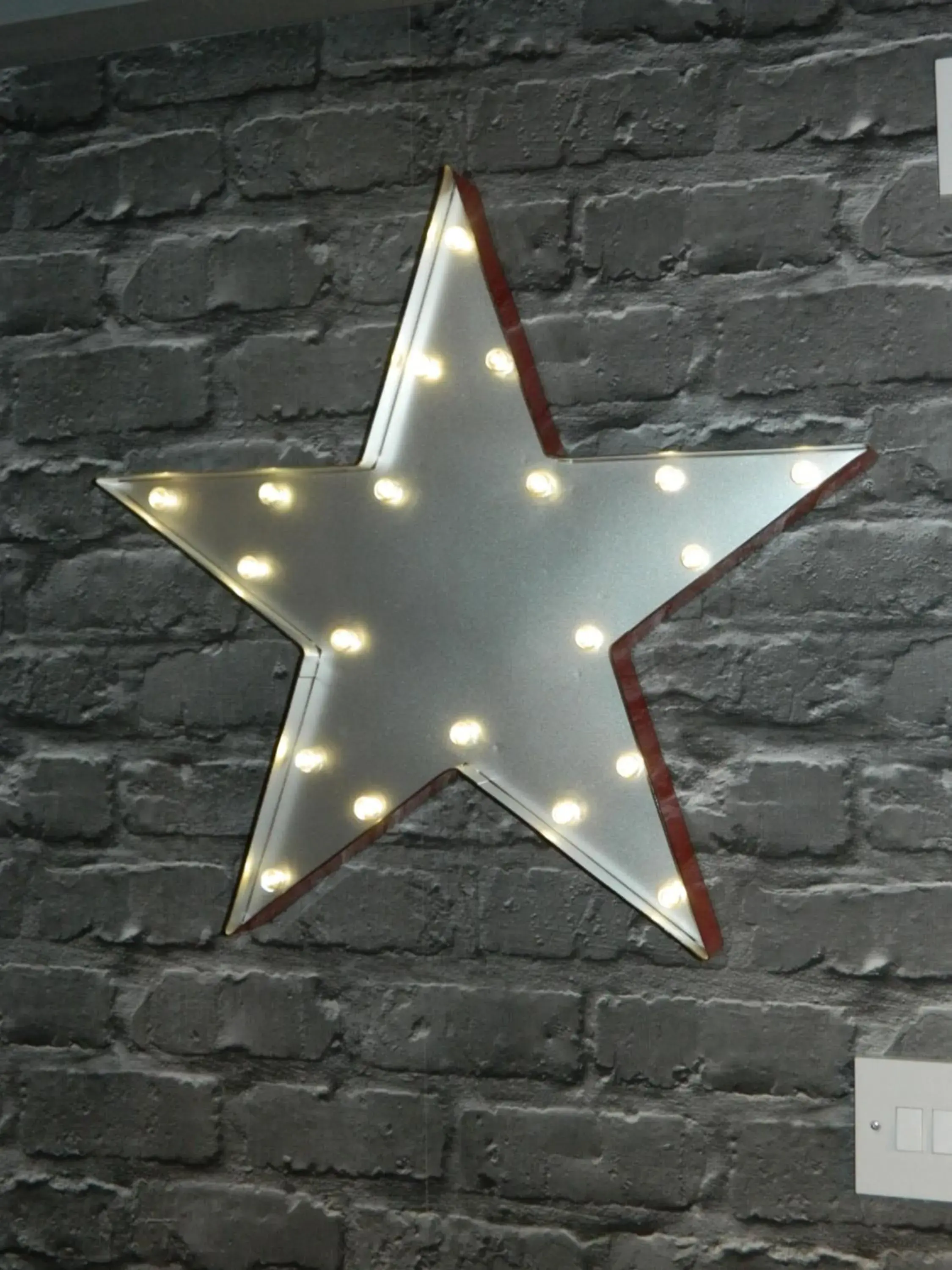 Lounge or bar in Ocean Bay Lounge or bar in Ocean Bay