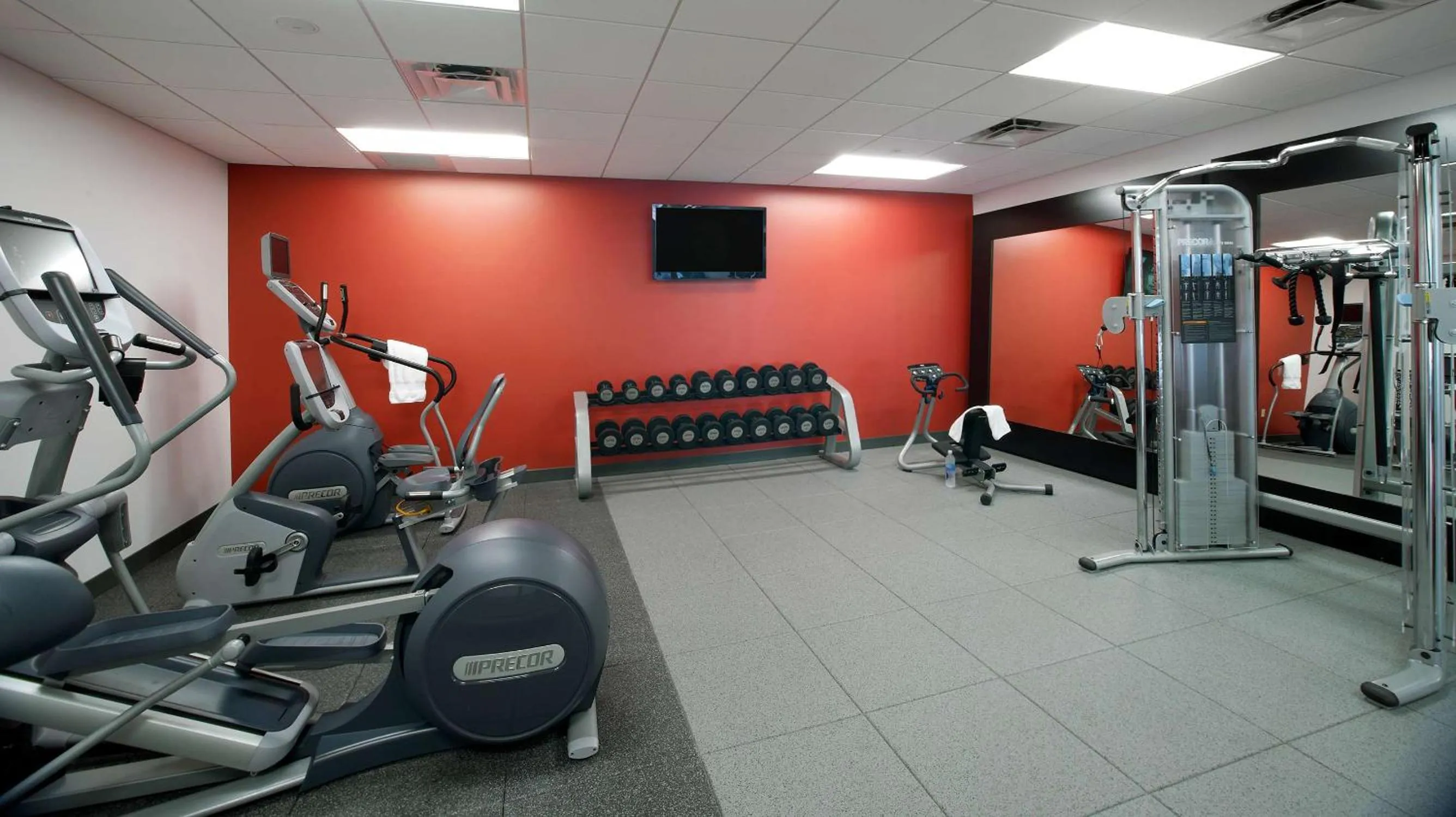 Fitness centre/facilities in DoubleTree by Hilton Sunrise - Sawgrass Mills