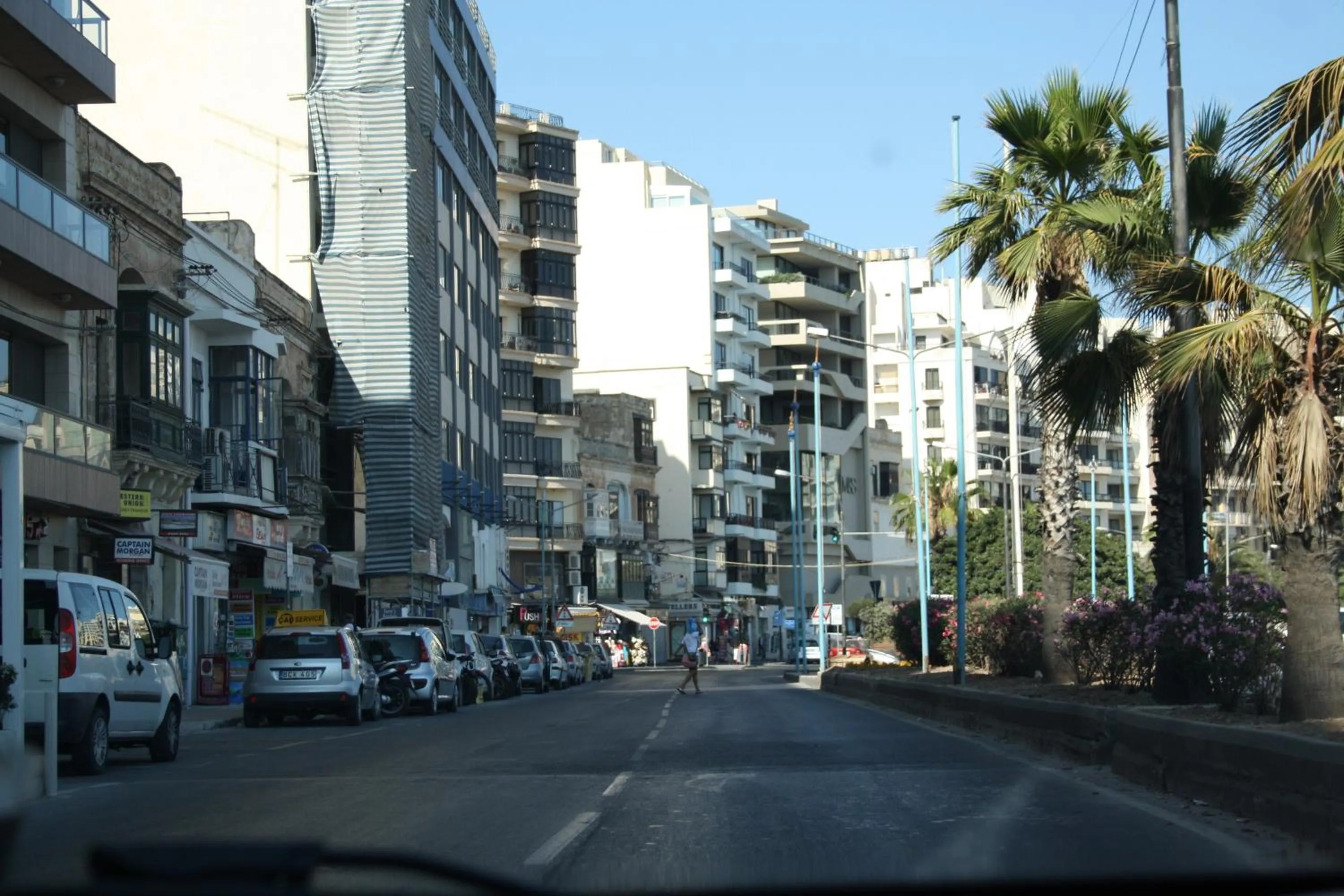 Area and facilities in Slimiza Suites