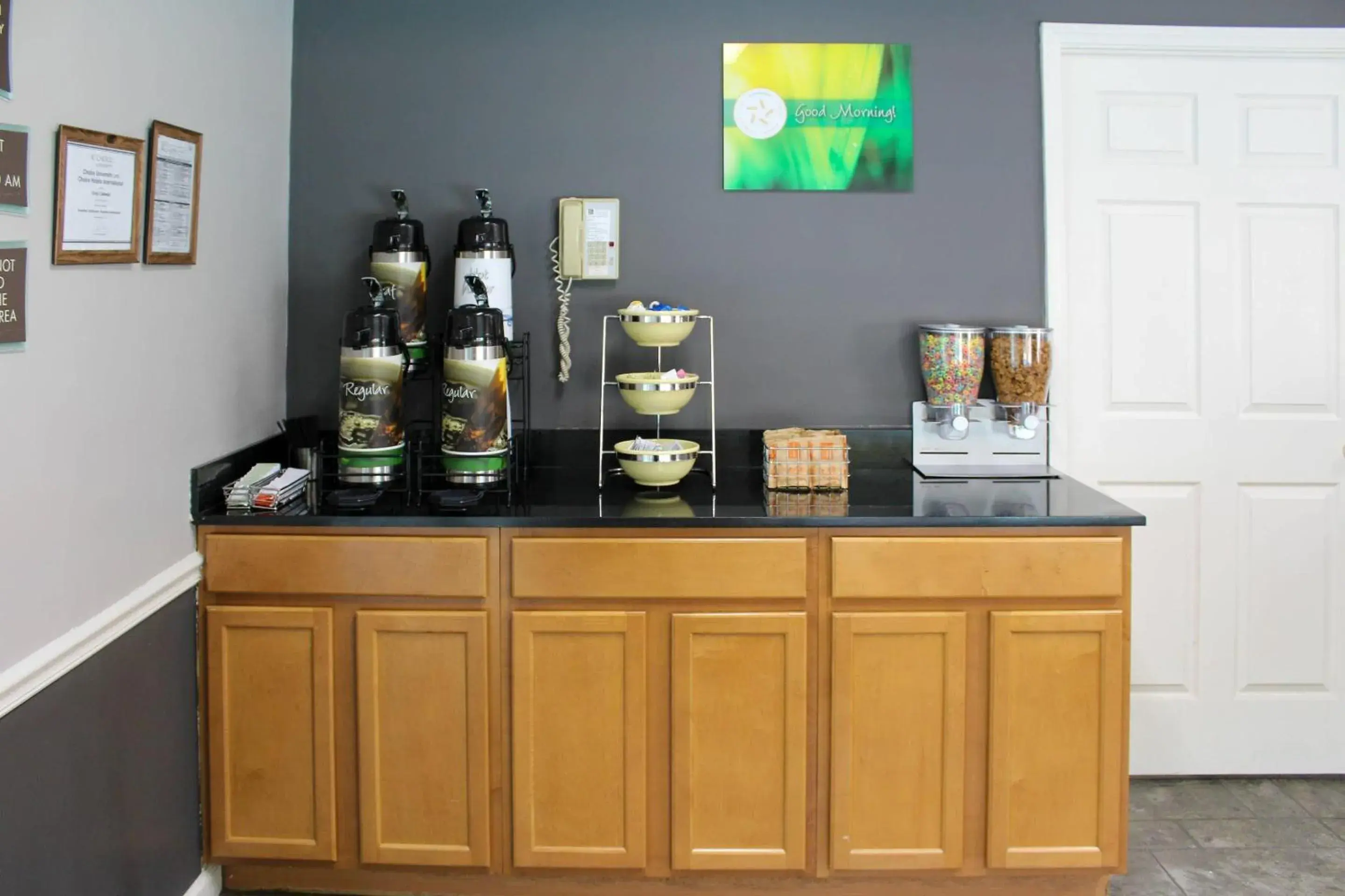 Breakfast in Quality Inn Crossville Near Cumberland Mountain State Park Breakfast in Quality Inn Crossville Near Cumberland Mountain State Park