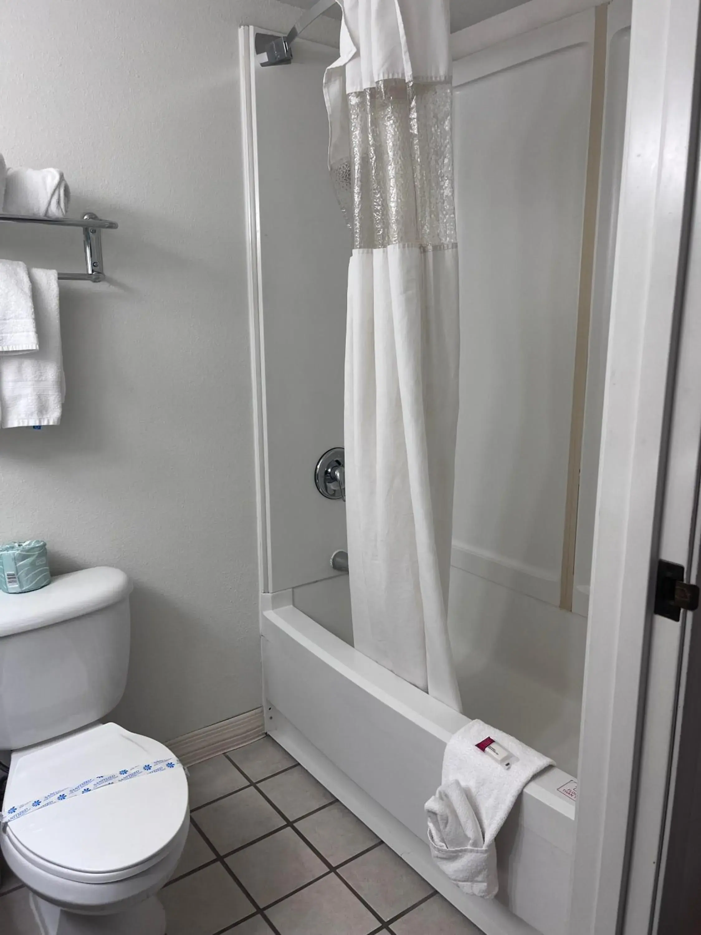 Ramada by Wyndham Anchorage Ramada by Wyndham Anchorage