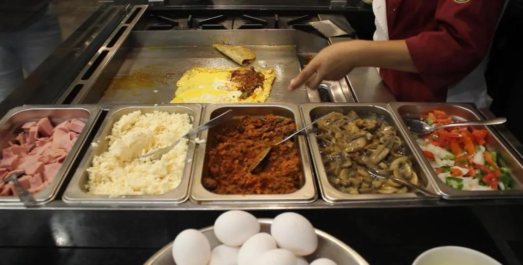 Breakfast in Best Western Santorin