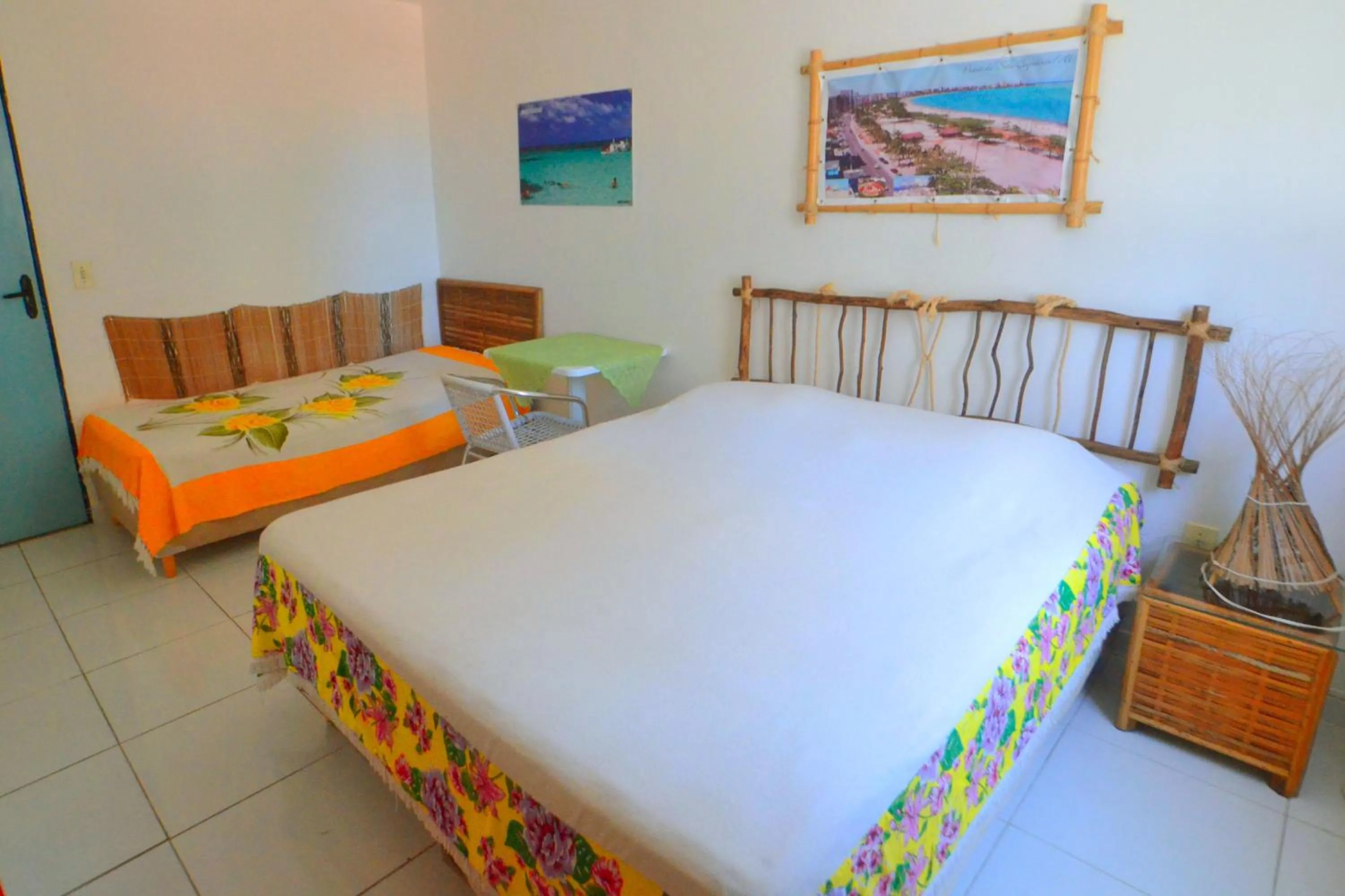 Photo of the whole room, Bed in Estalagem Maceió