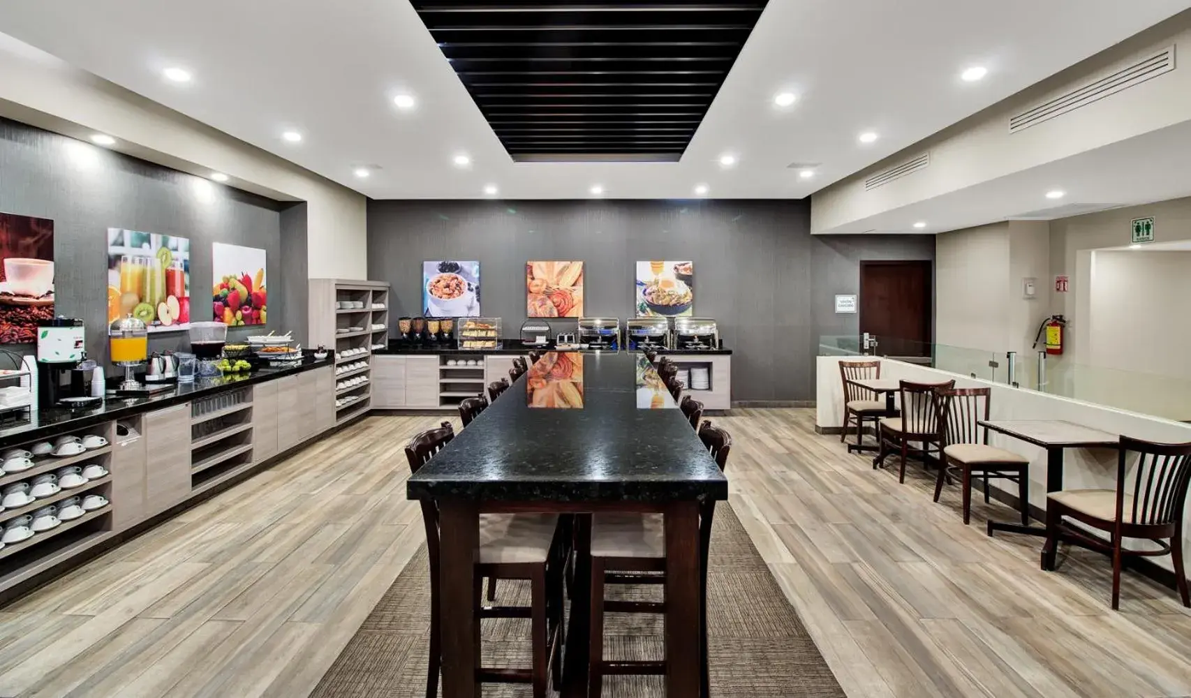 Restaurant/places to eat in Everest Ciudad Victoria Restaurant/places to eat in Everest Ciudad Victoria