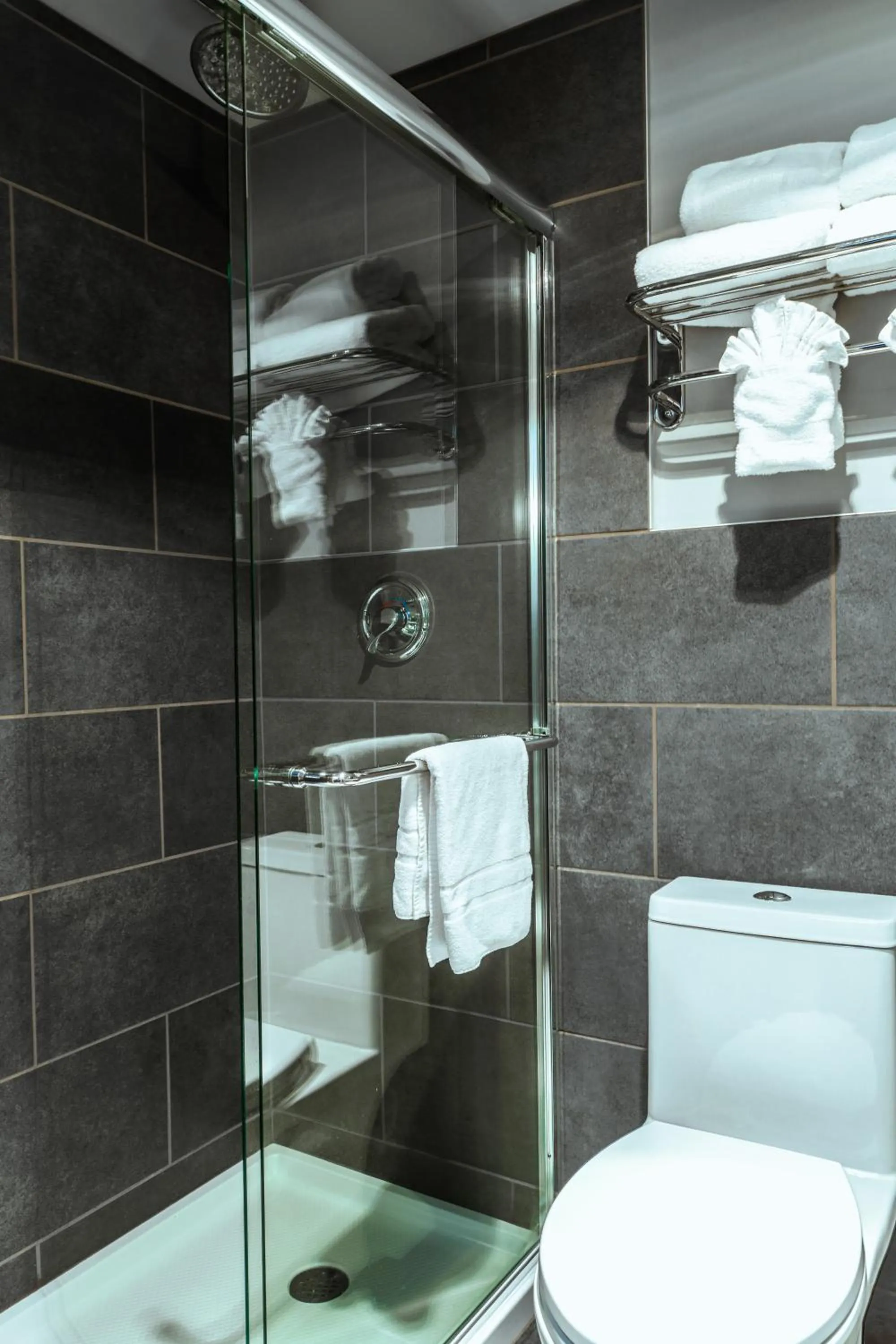 Bathroom in Ruby River Hotel