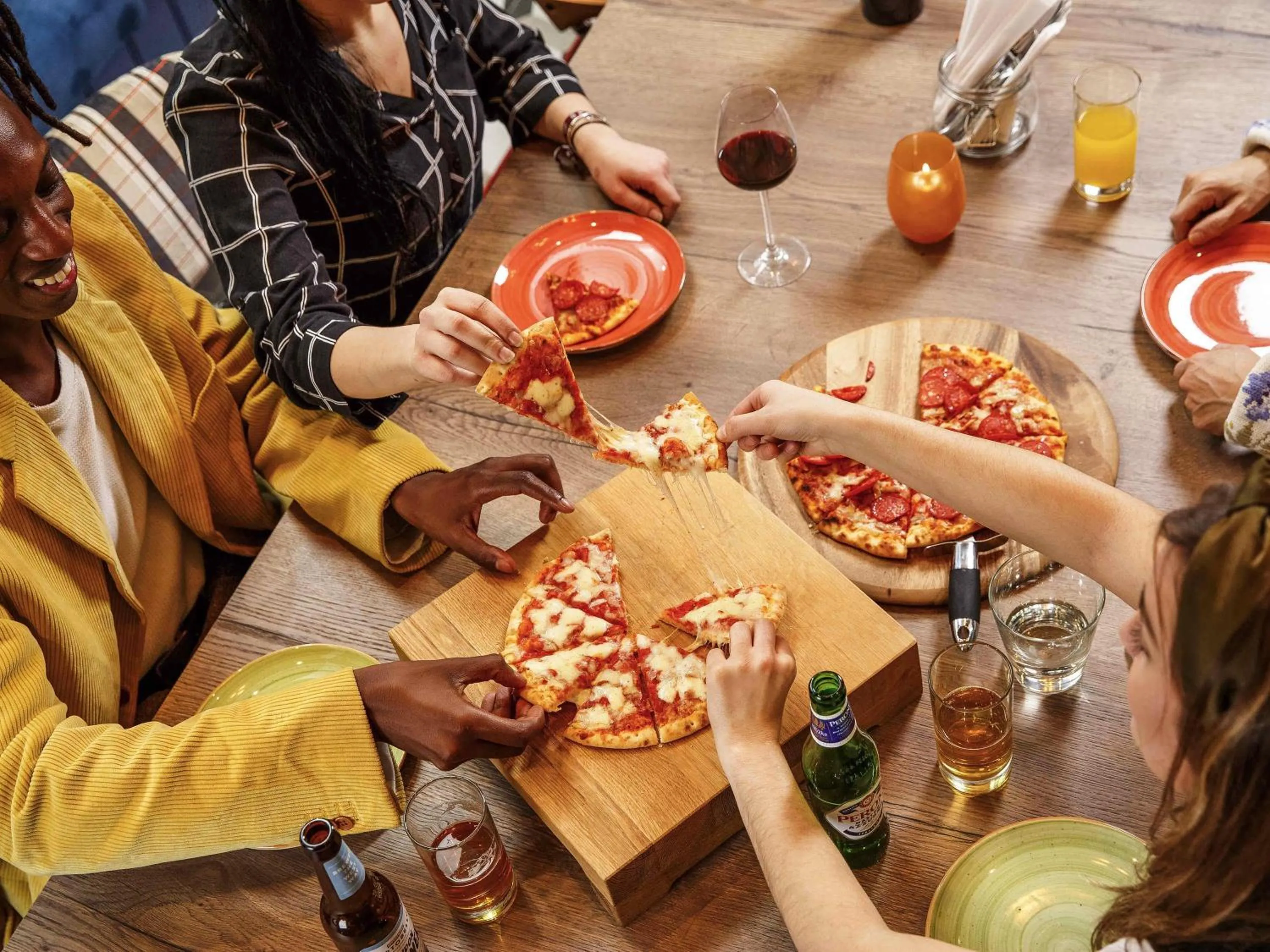 Lounge or bar in ibis Styles London Gloucester Road