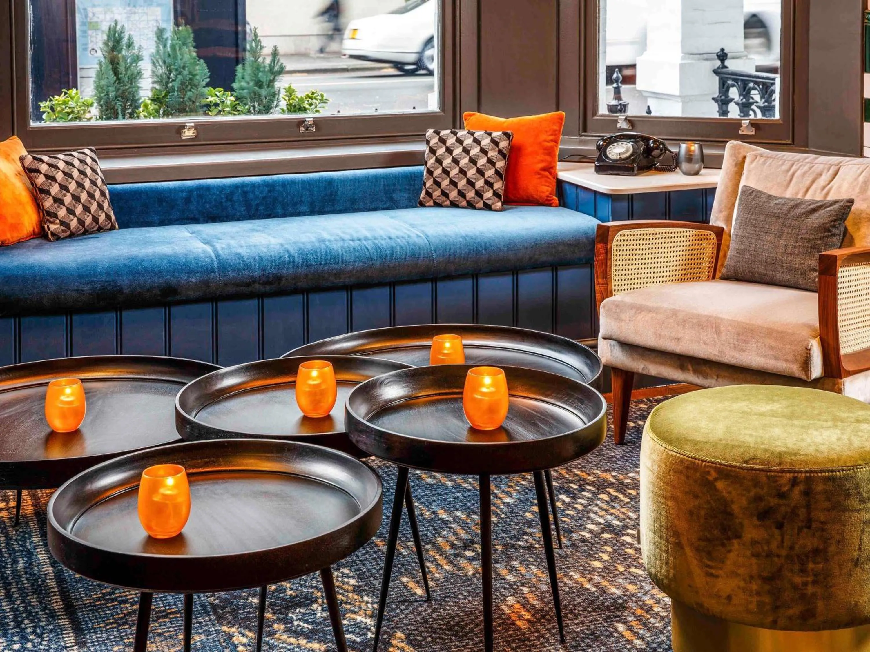 Lounge or bar in ibis Styles London Gloucester Road