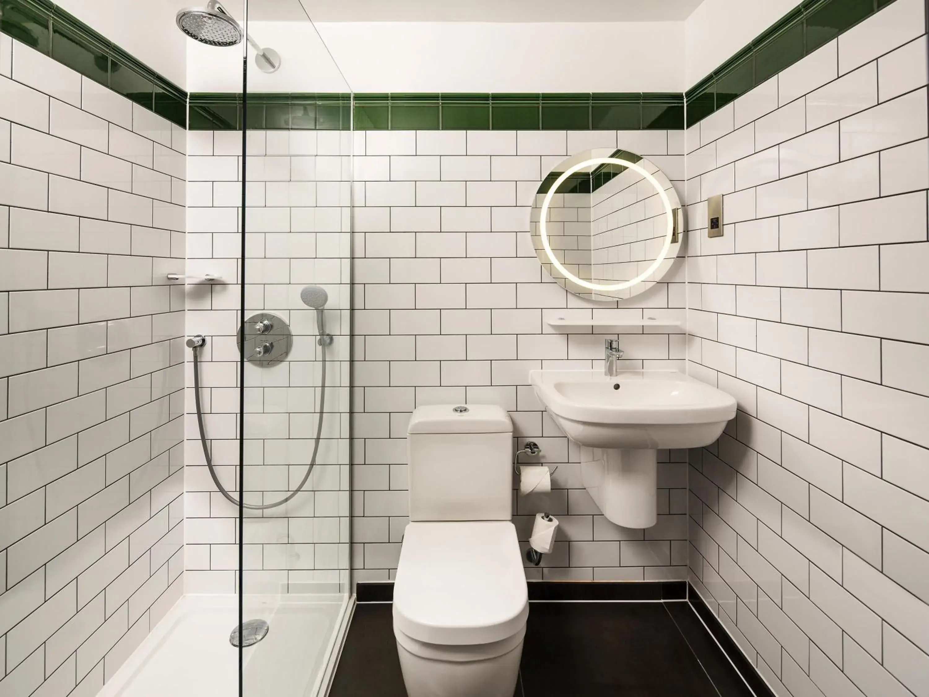 Bedroom in ibis Styles London Gloucester Road Bedroom in ibis Styles London Gloucester Road